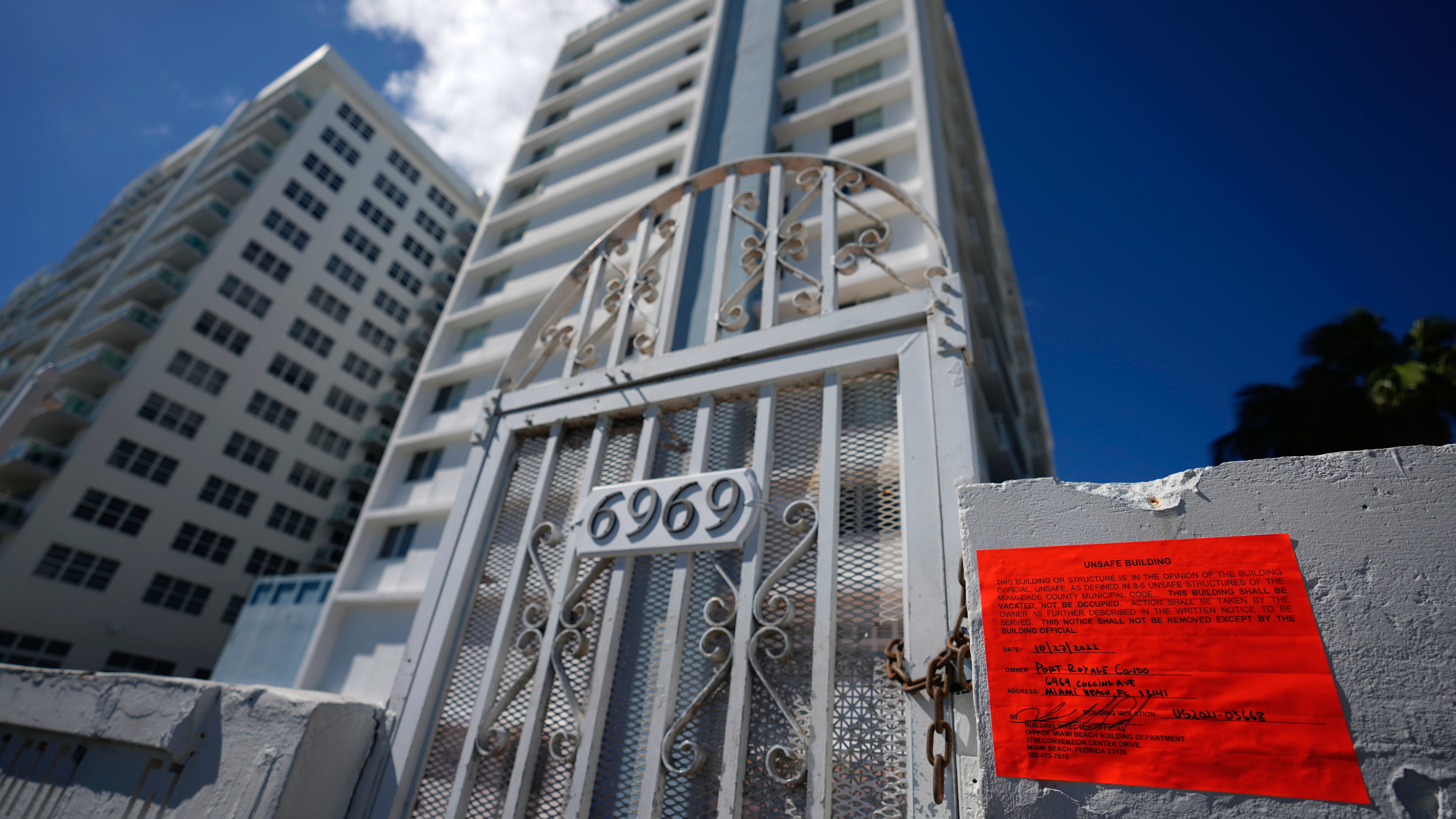 Miami Beach condo building evacuated near deadly collapse