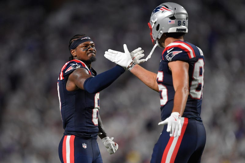 Patriots Bills Football