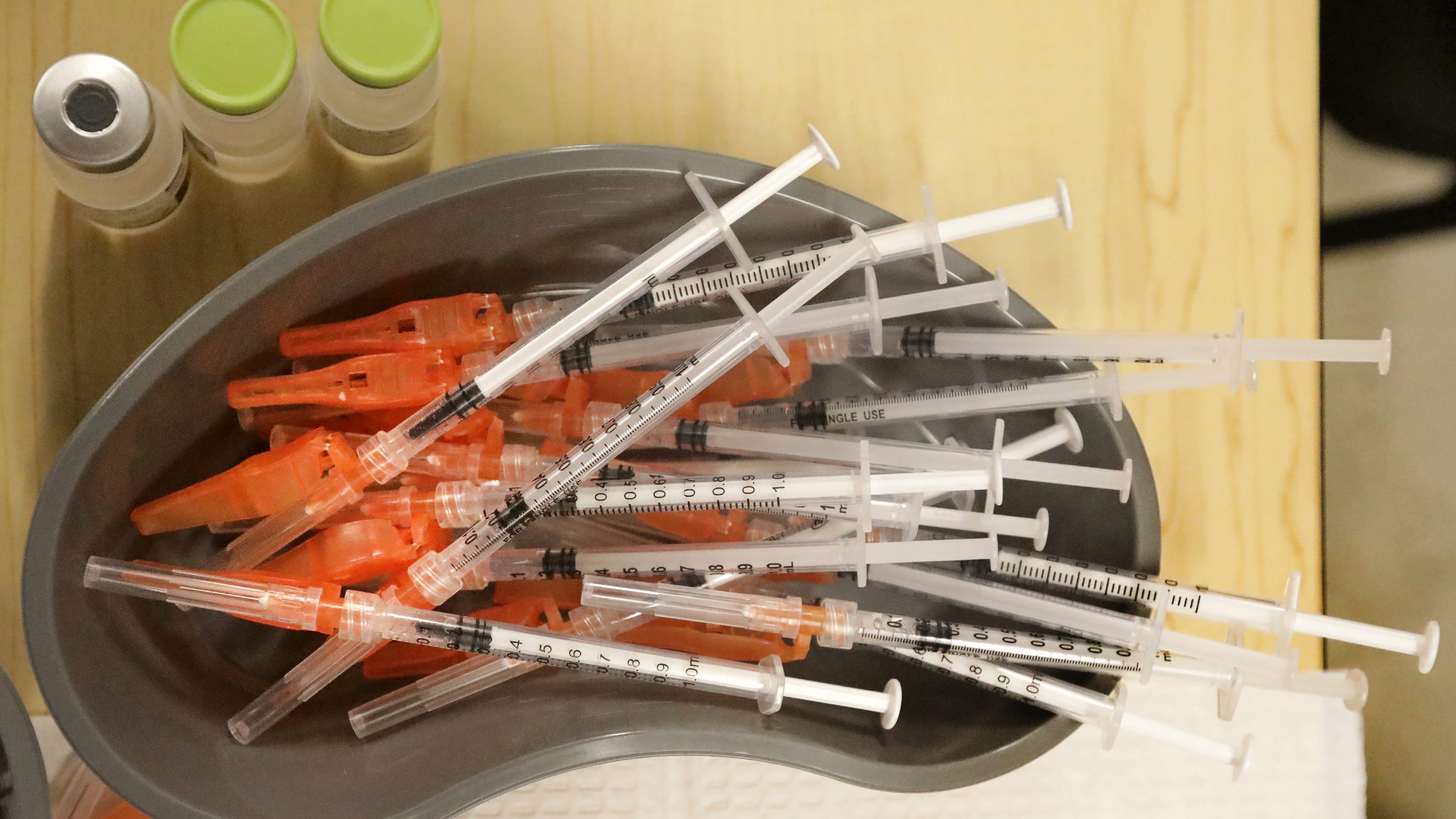 US experts discuss COVID boosters for the fall and beyond