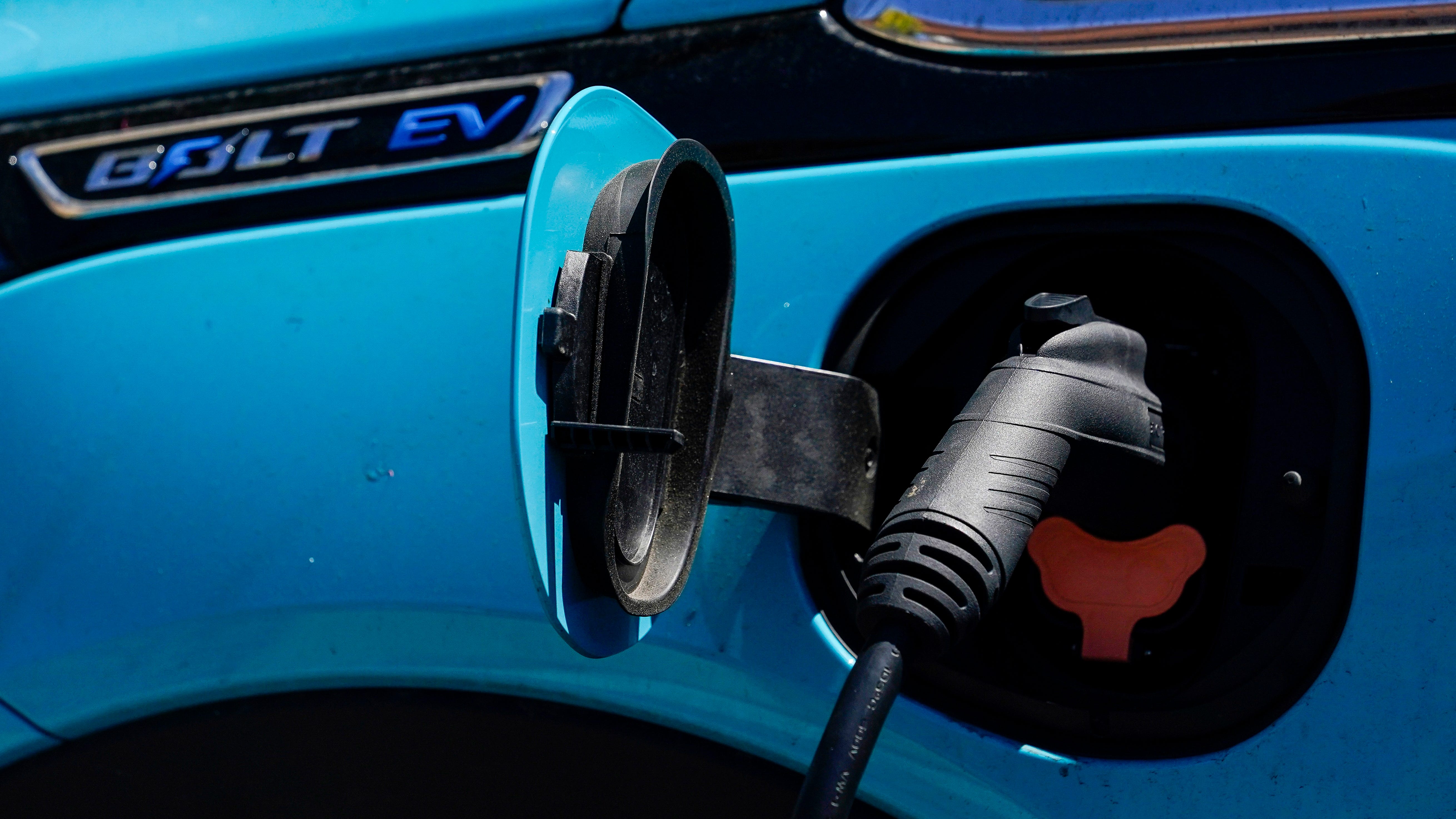 New electric vehicle tax credits raise talk of trade war
