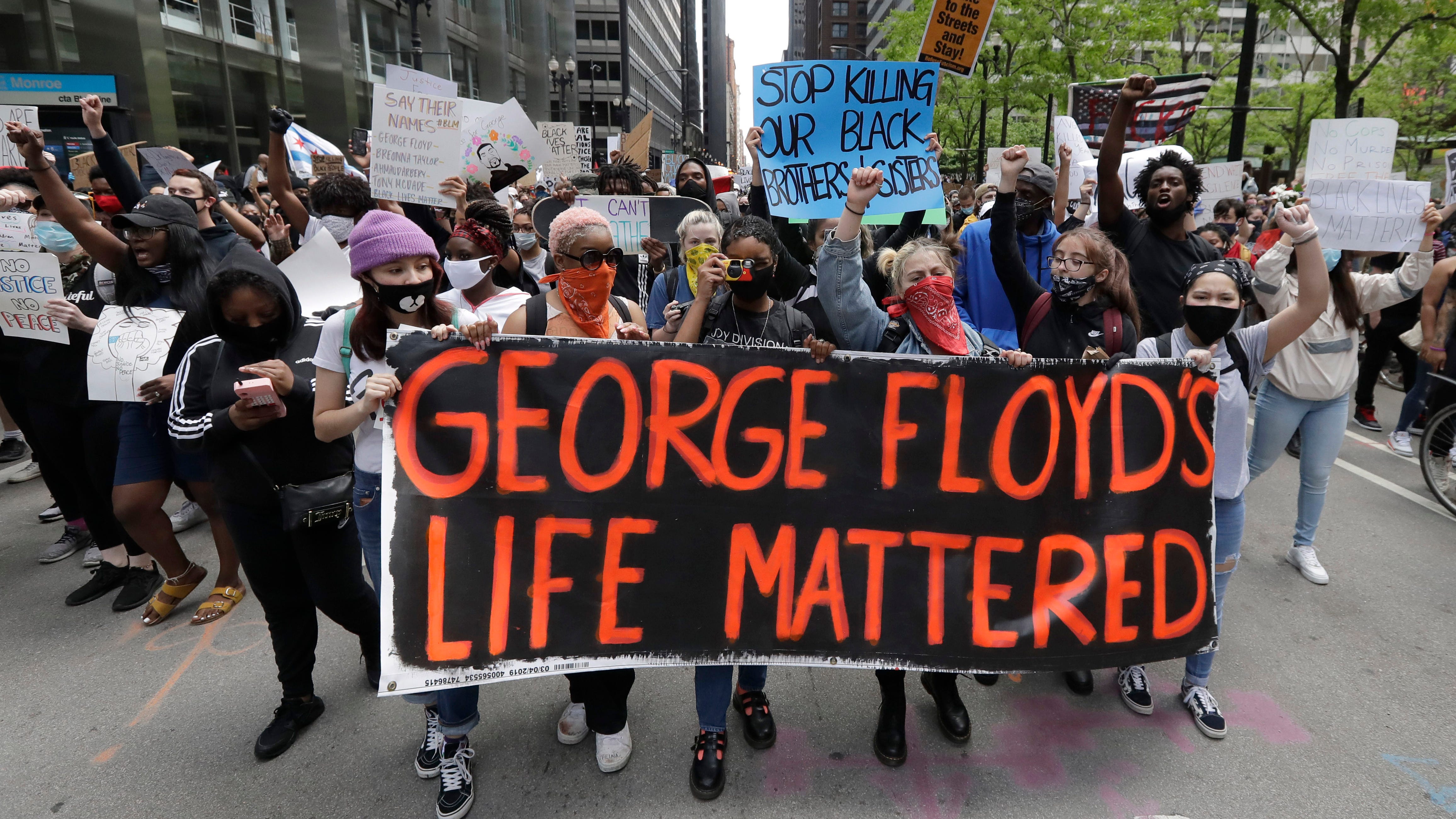2 cops head to trial for aiding George Floyd's killing