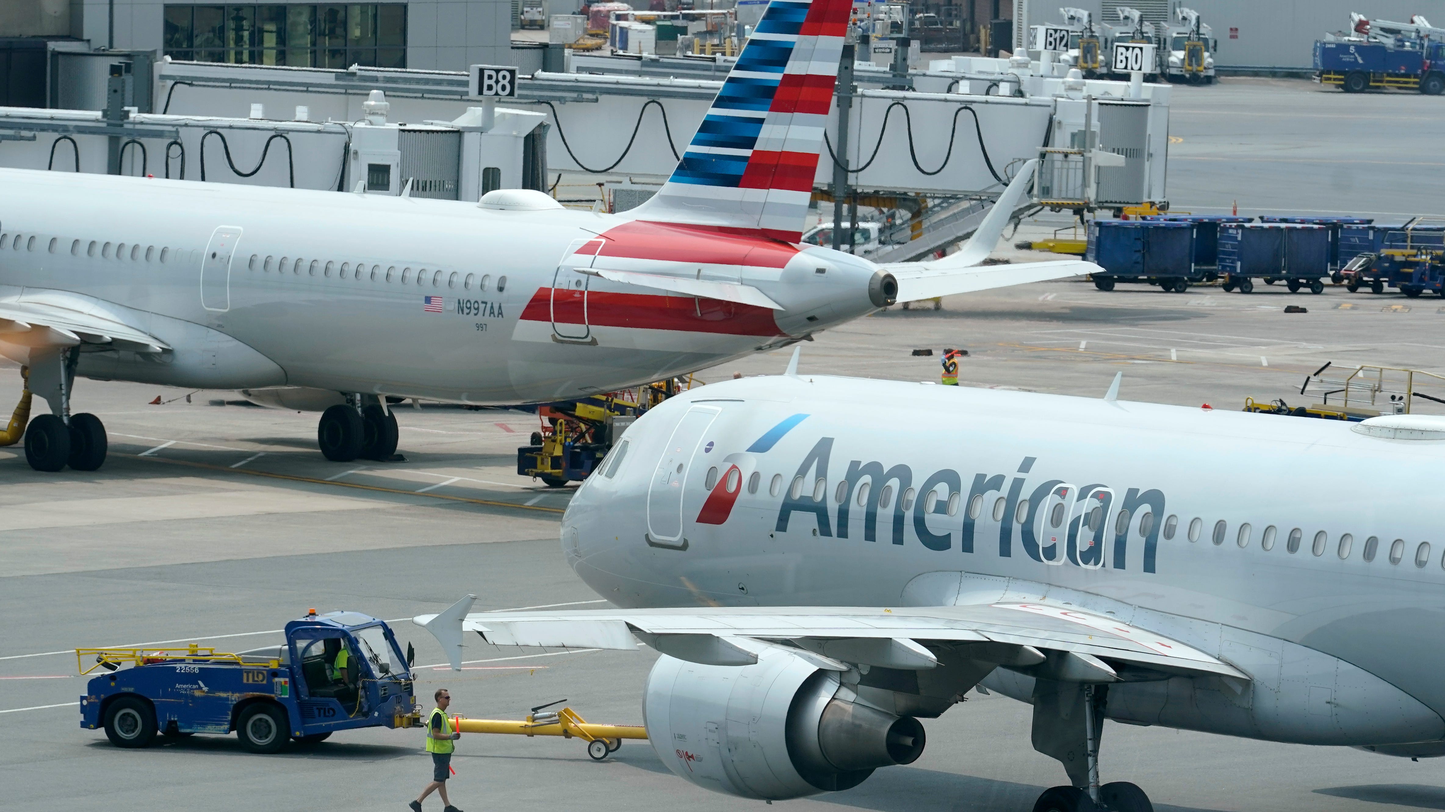 Airlines bet on big December after Covid variant setback