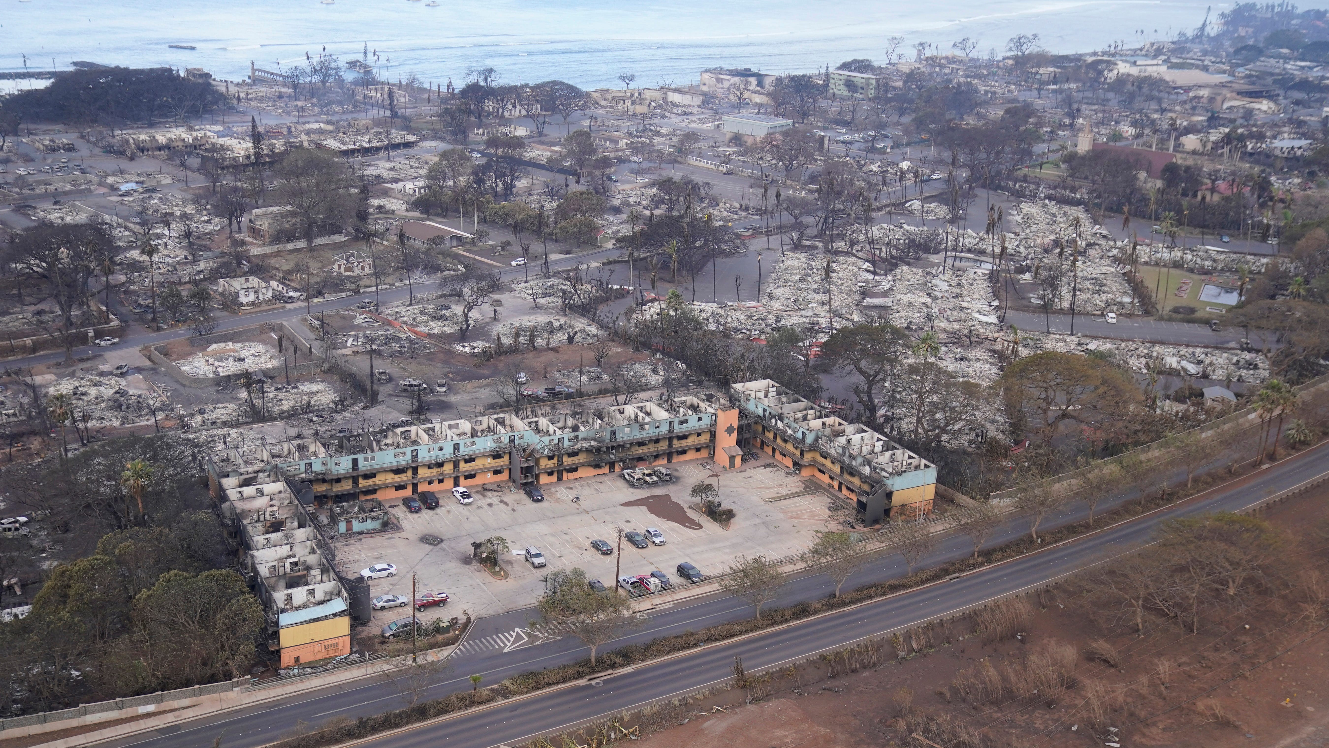 'Ash and debris': Journalist covering Maui fires surveys destruction of once-vibrant Hawaii town