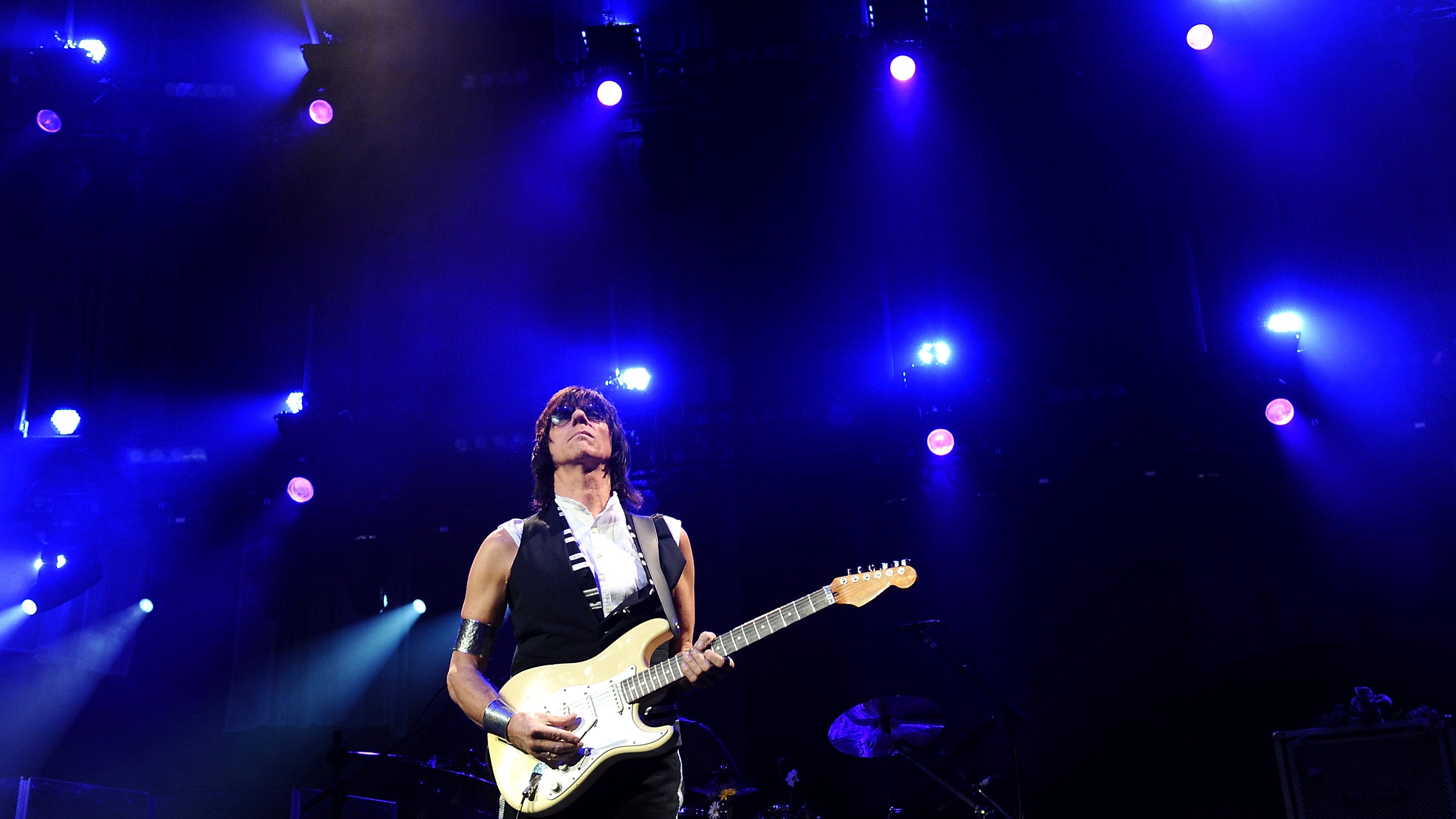 Jeff Beck, guitar god who influenced generations, dies at 78