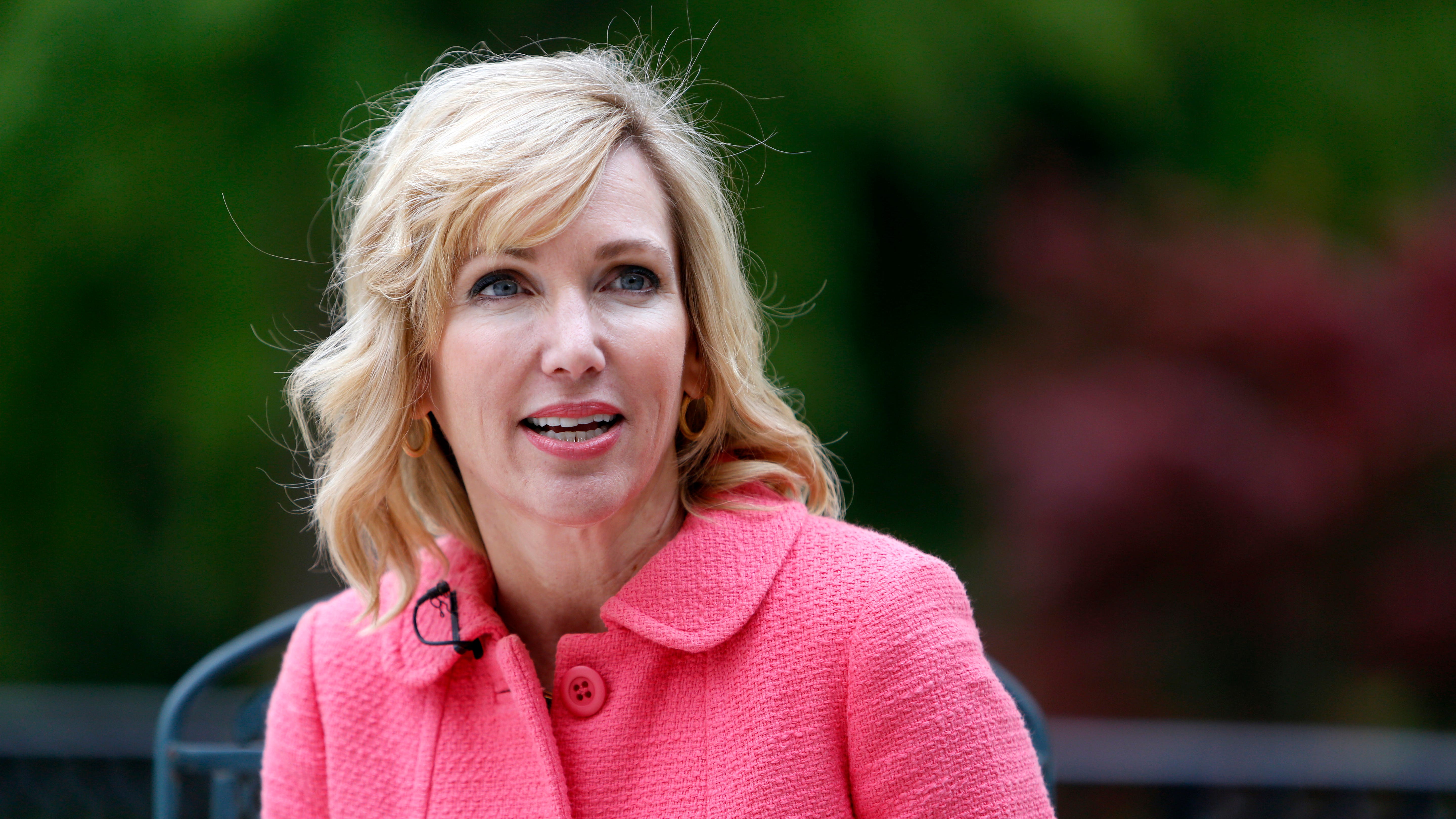 Kentucky Sen. Paul failed to disclose wife's stock trade