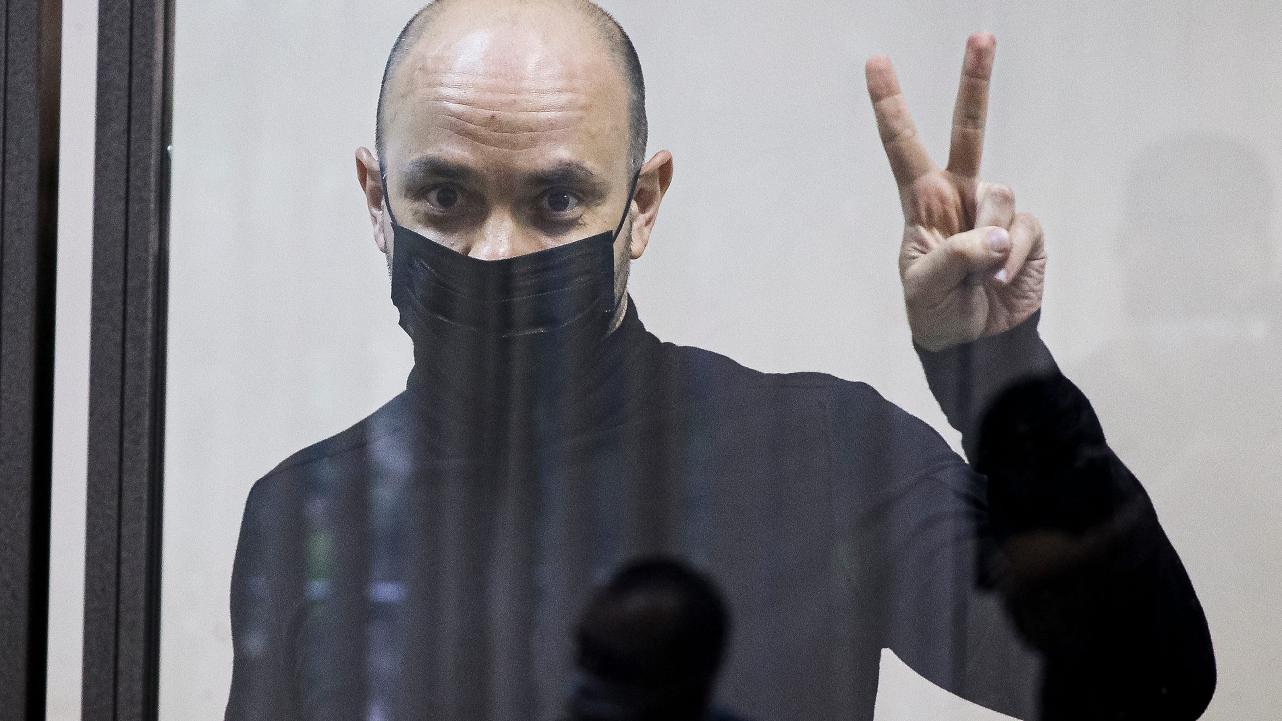 Another top opposition figure in Russia handed prison term
