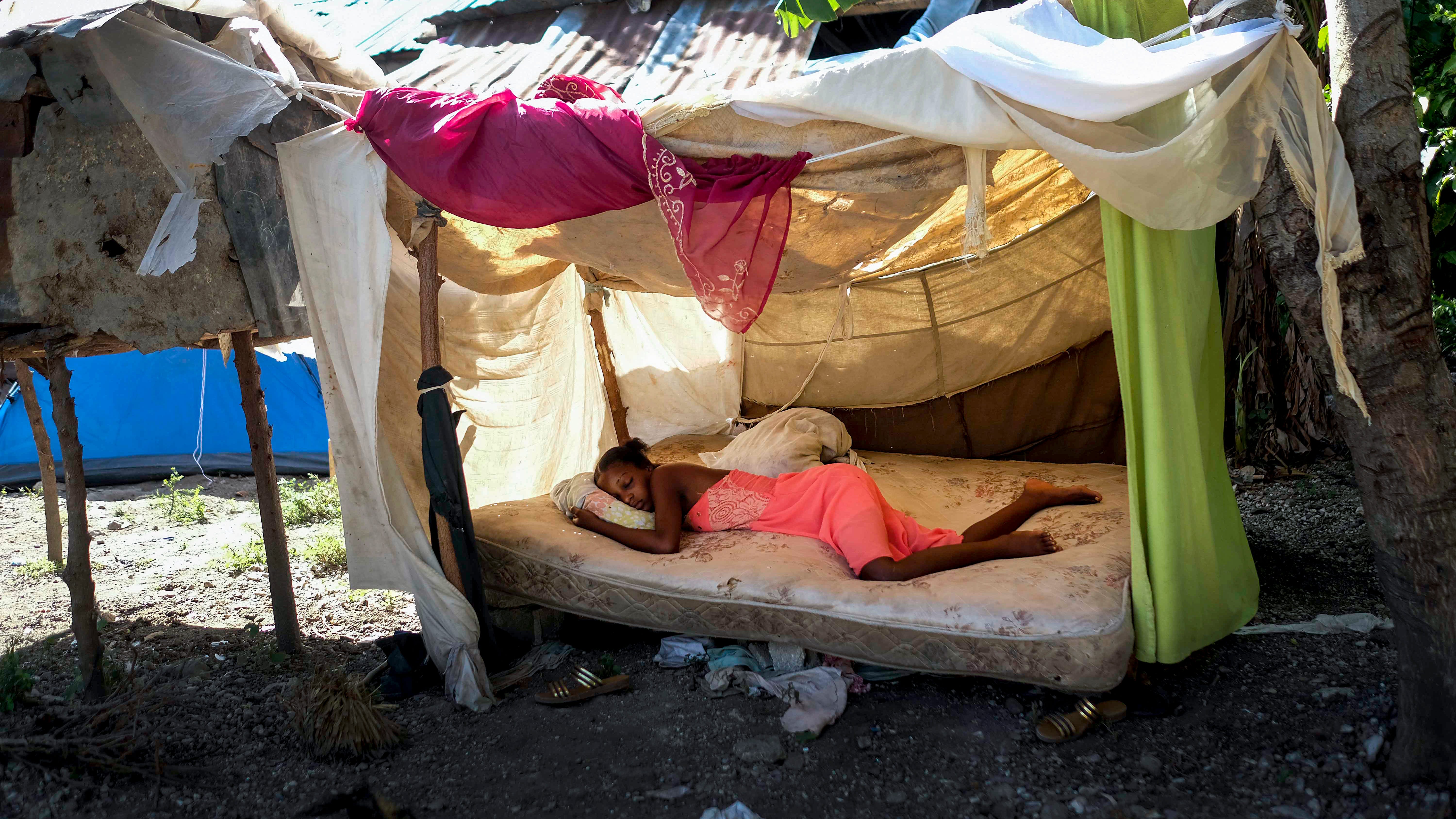 Haiti's troubled history may slow aid to earthquake victims