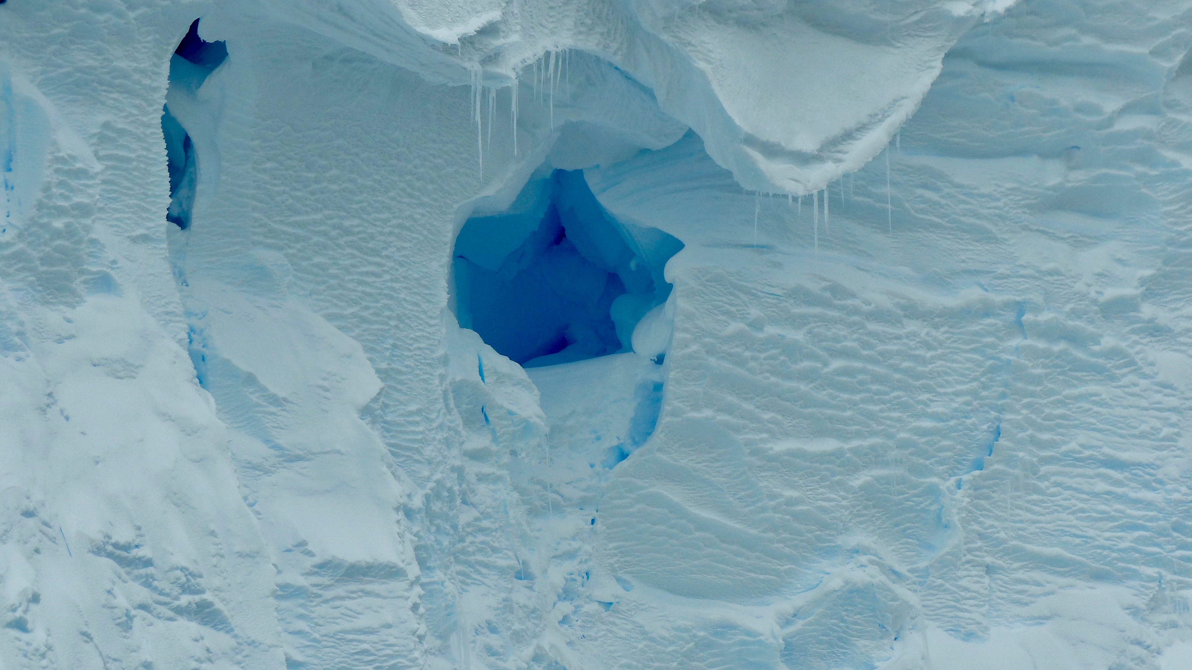 Scientists explore Thwaites, Antarctica's 'doomsday' glacier