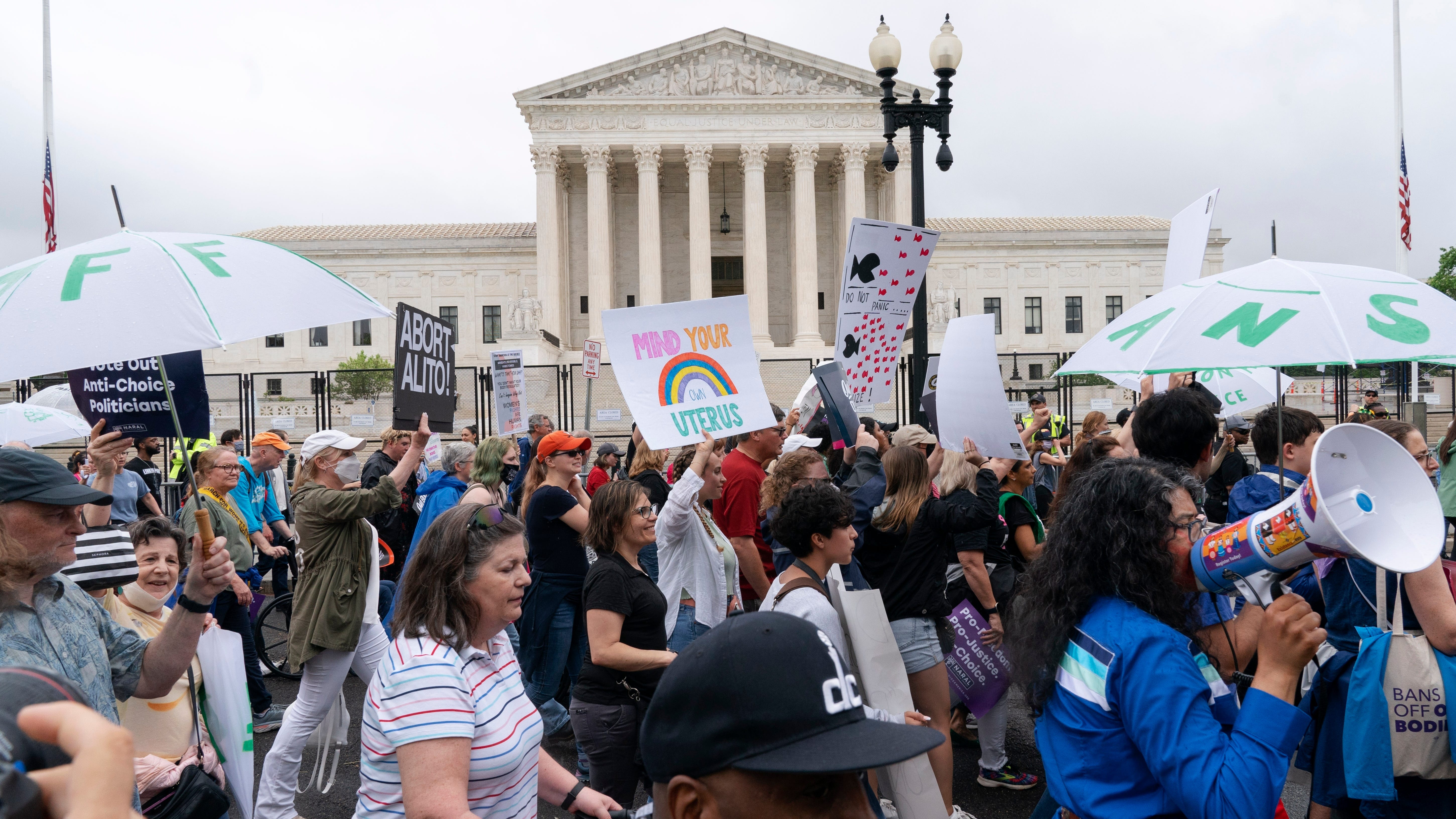 Poll: High court approval drops after abortion opinion leak