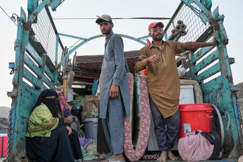 Afghanistan Pakistan Refugees