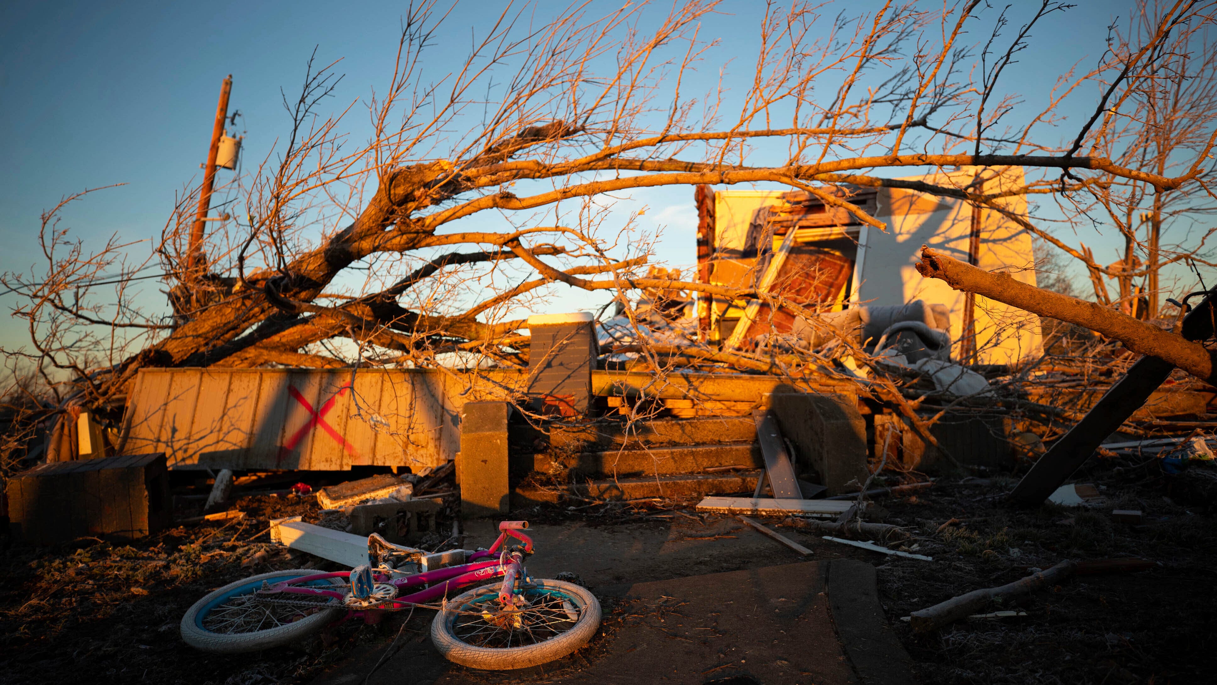 Kentucky governor's family ties run deep in storm-hit area