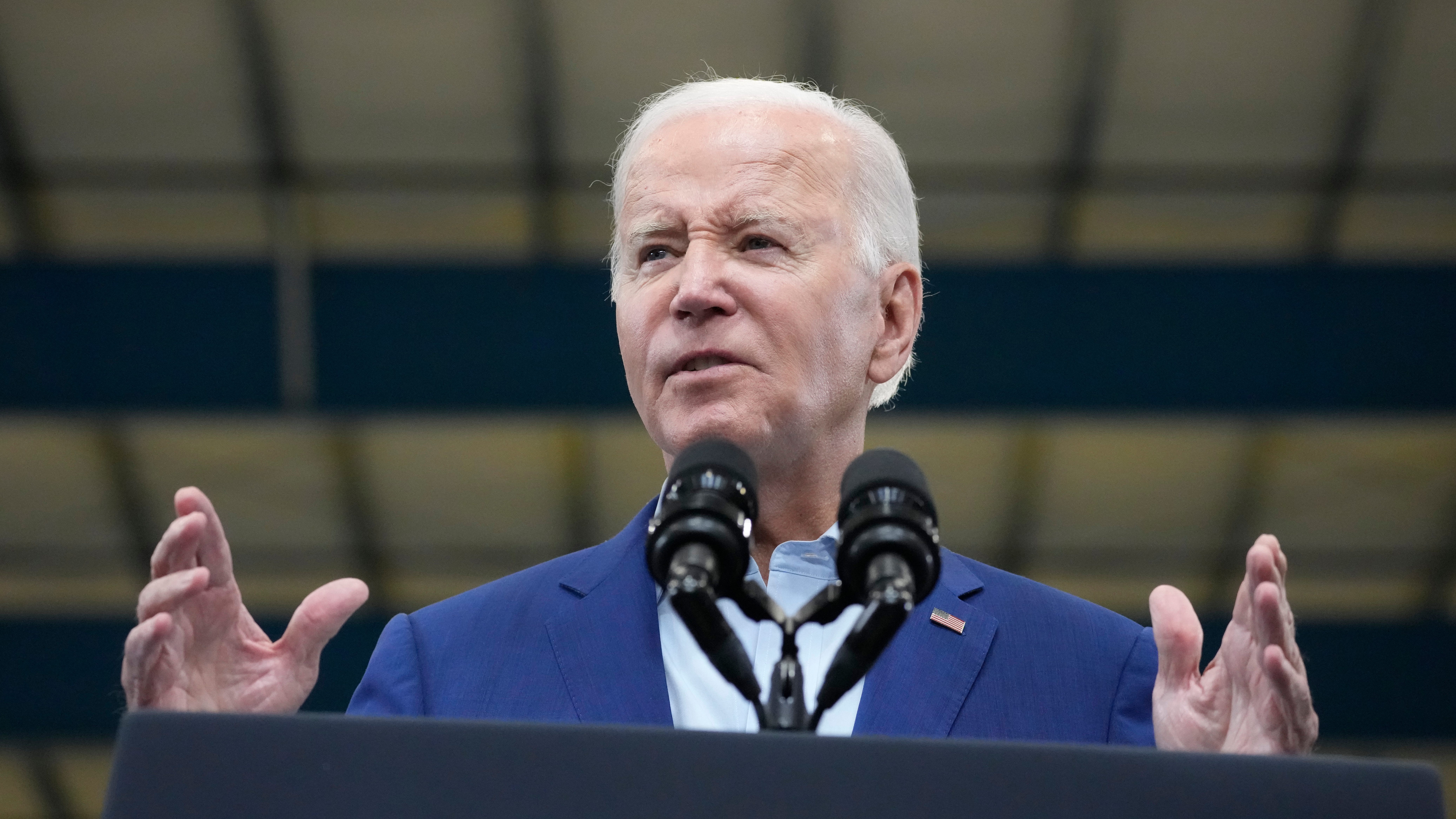 Biden claims his econ policies are reviving manufacturing, making his case at a wind farm plant