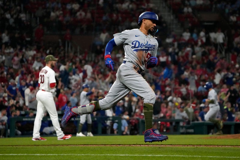 Dodgers Cardinals Baseball