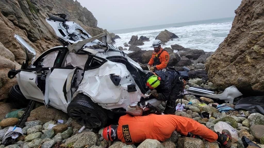Driver in California cliff crash moved from hospital to jail