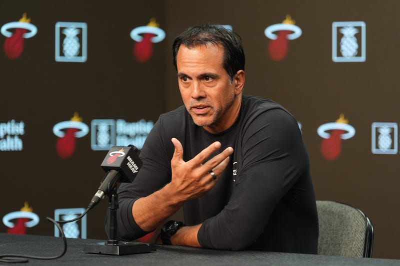 Bucks Heat Basketball