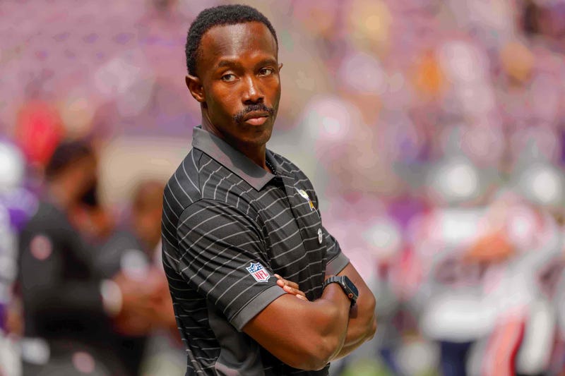 Vikings-GM Fired Football