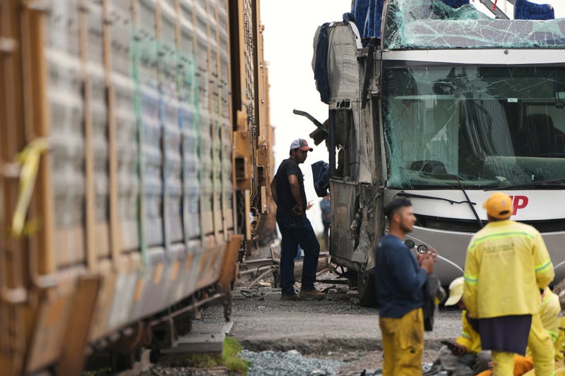 APTOPIX Mexico Train Crash