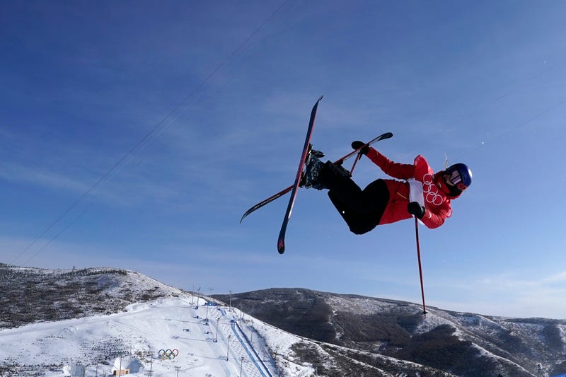 Snow League Gu Freestyle Skiing