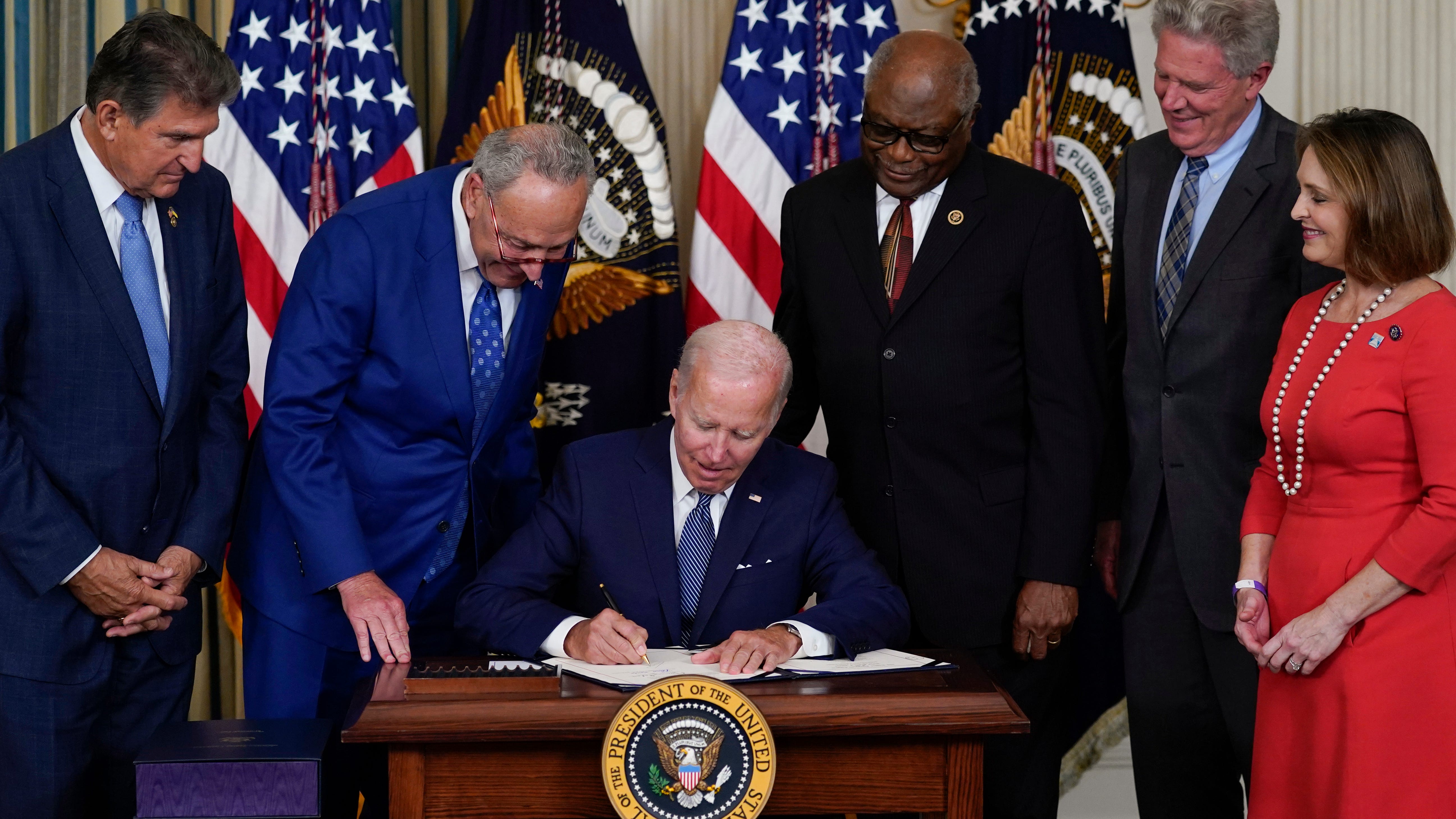 Biden signs massive climate and health care legislation