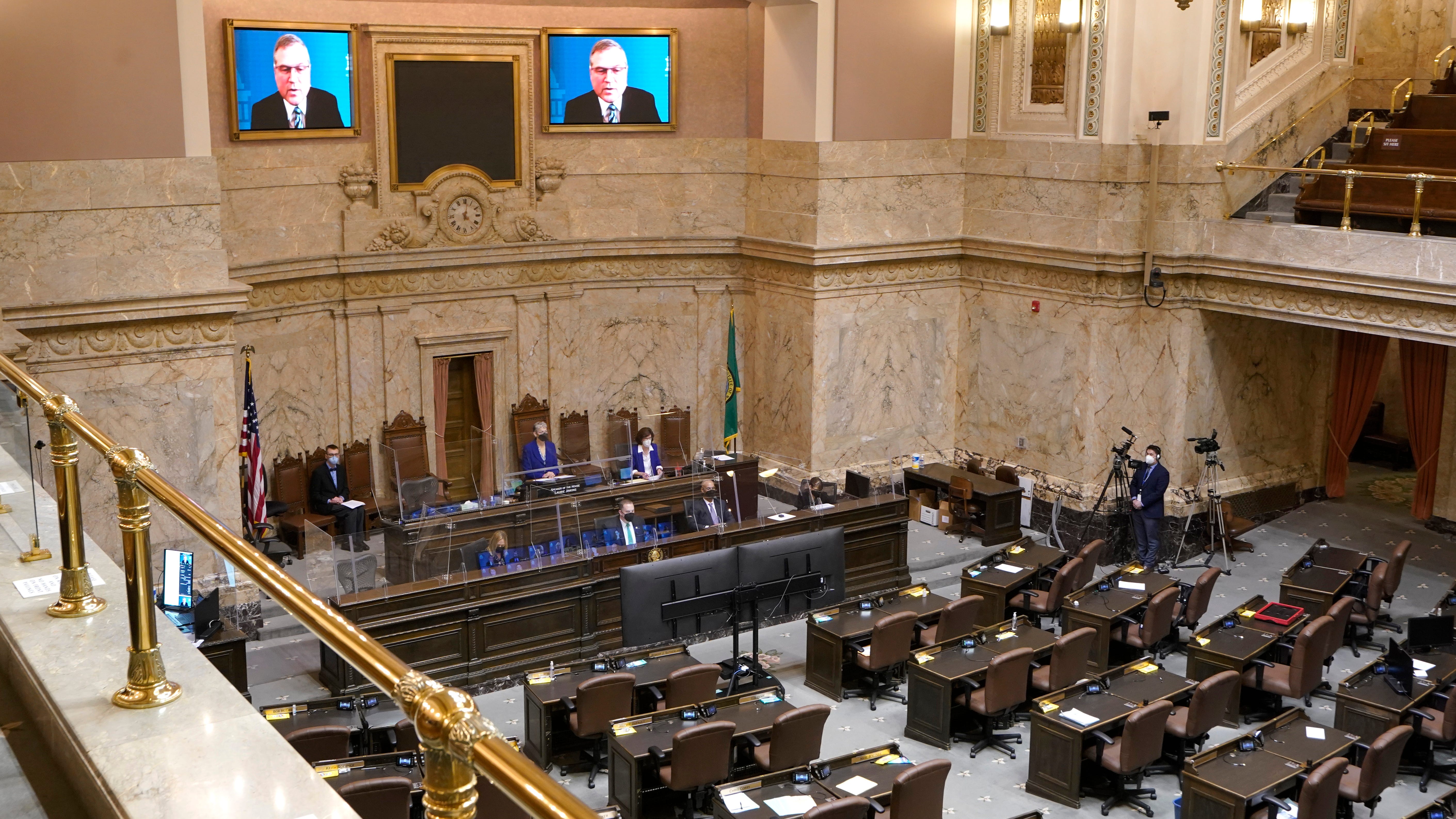 Partisan divide on COVID policy widens in state legislatures