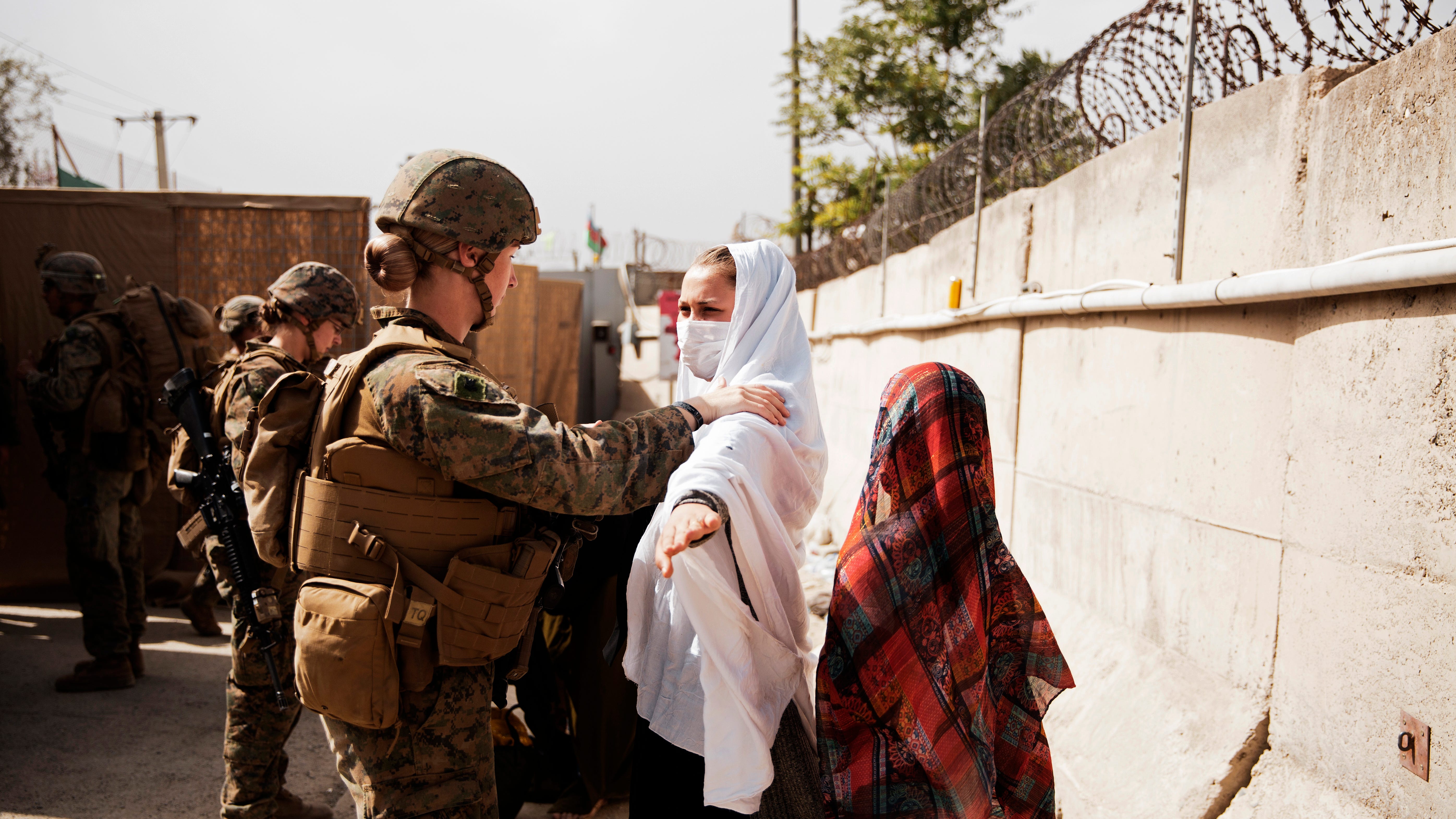 US struggles to speed Kabul airlift despite Taliban, chaos