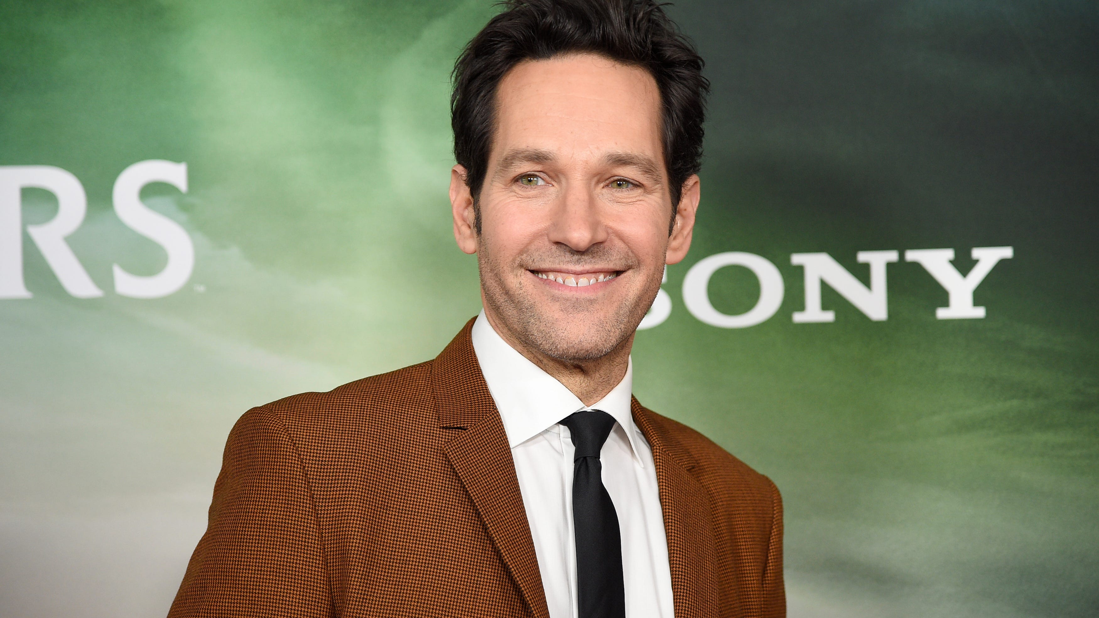 Paul Rudd hosts 'SNL' sans audience, Charli XCX amid omicron