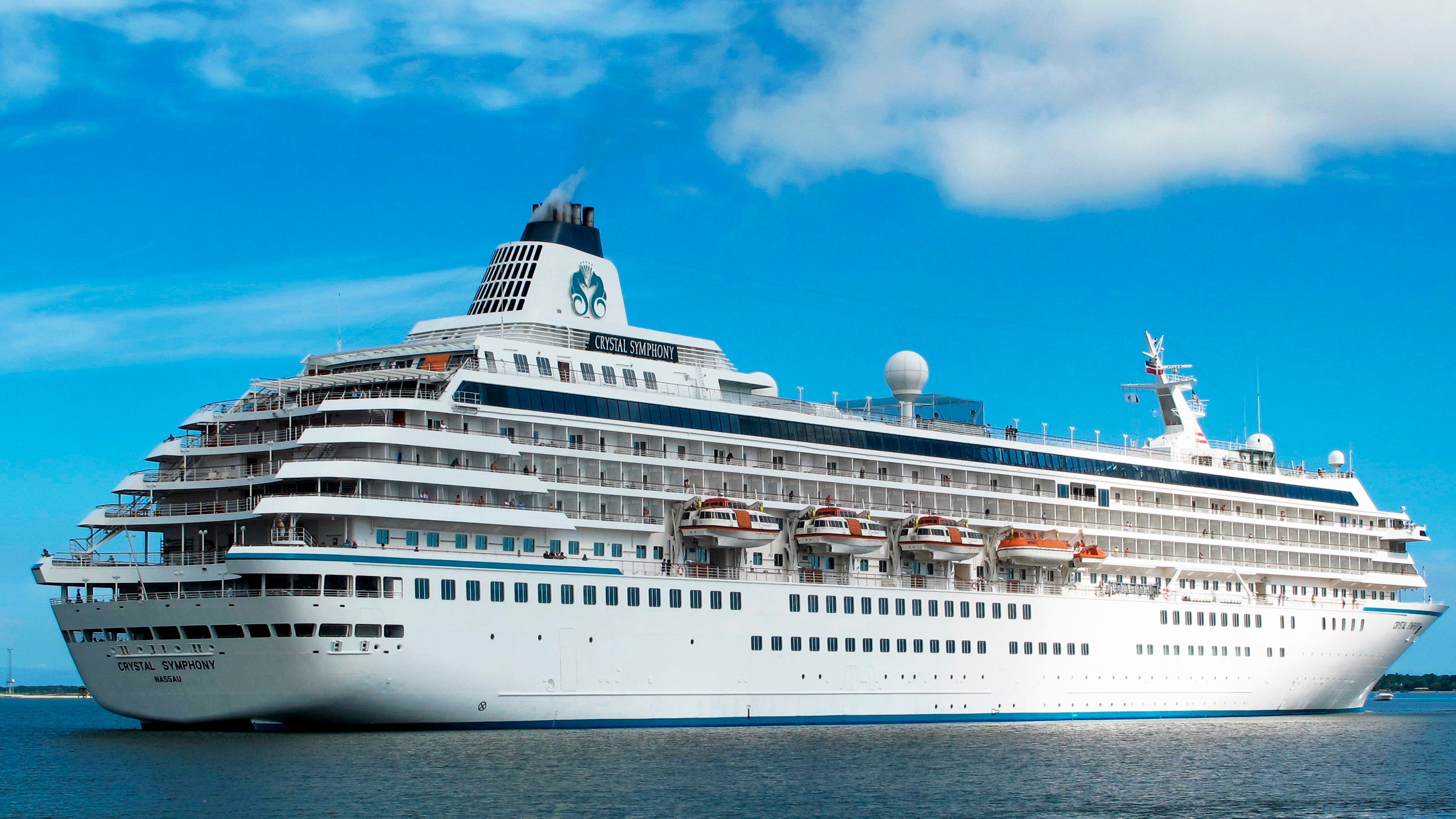 Cruise ship changes course after US judge orders seizure