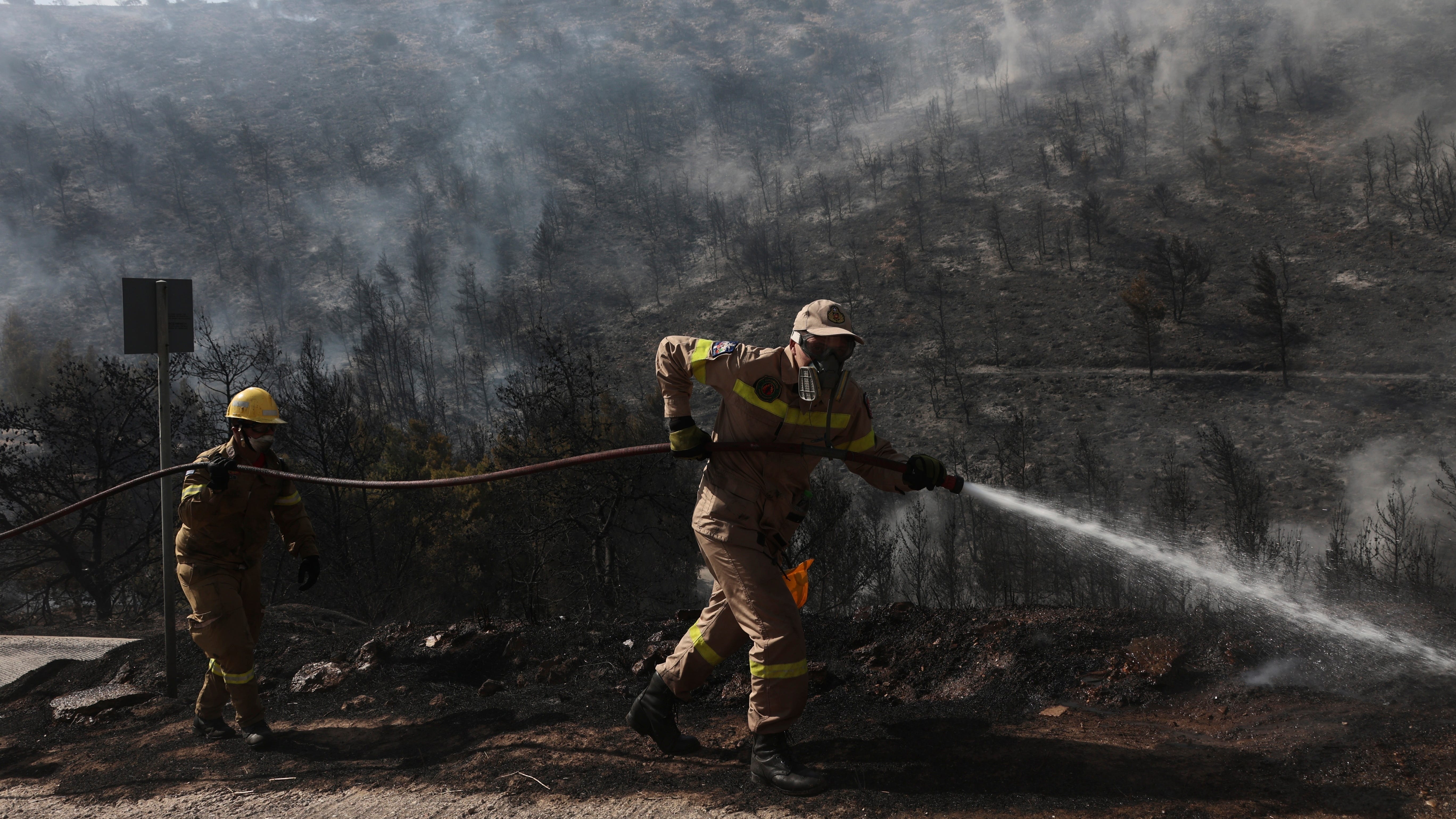 Greek firefighters battle blaze near Athens for second day