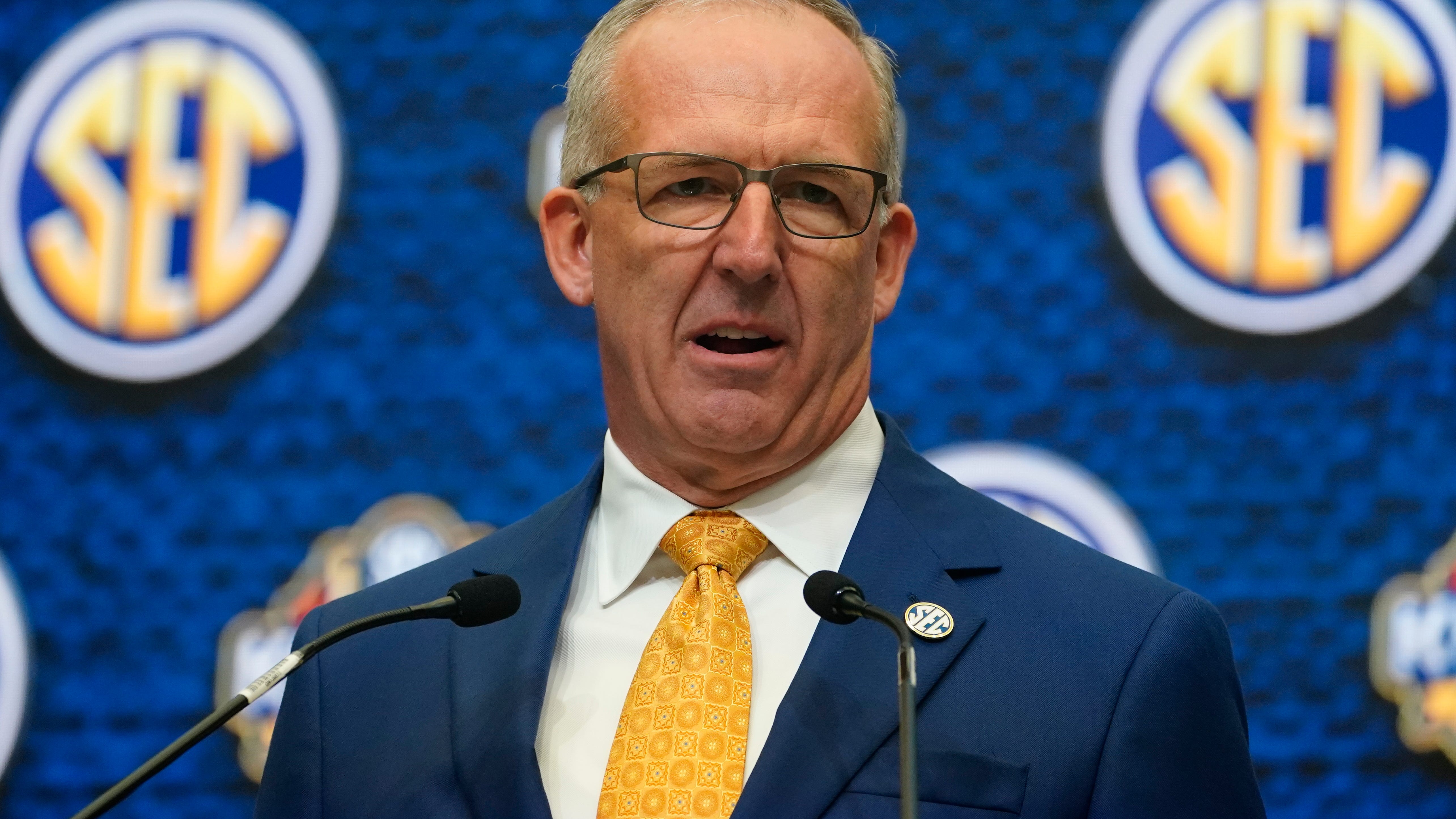 Sankey sees changes in stronger SEC with expansion, playoff