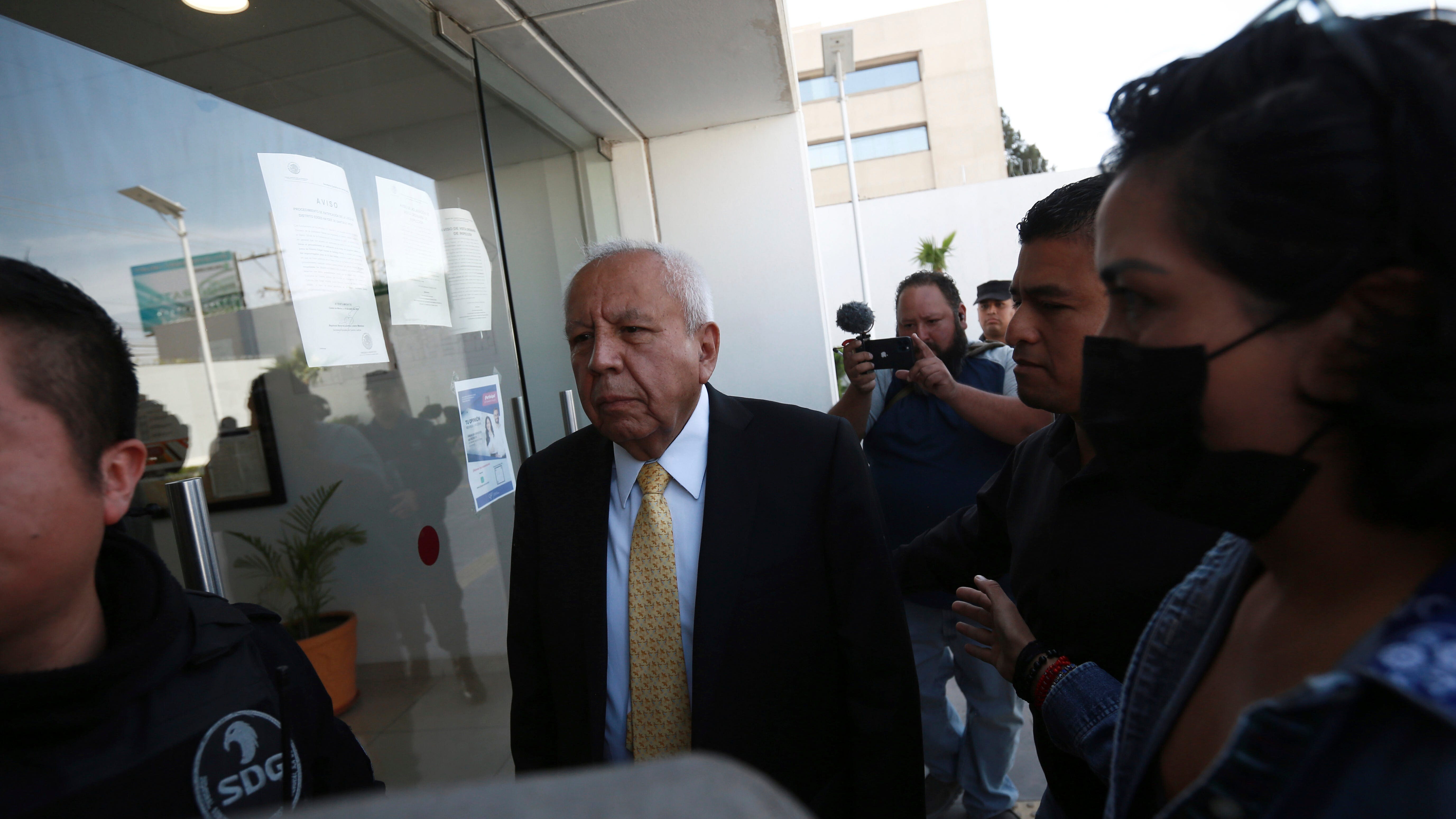 Mexico immigration agency head to stand trial in deadly fire
