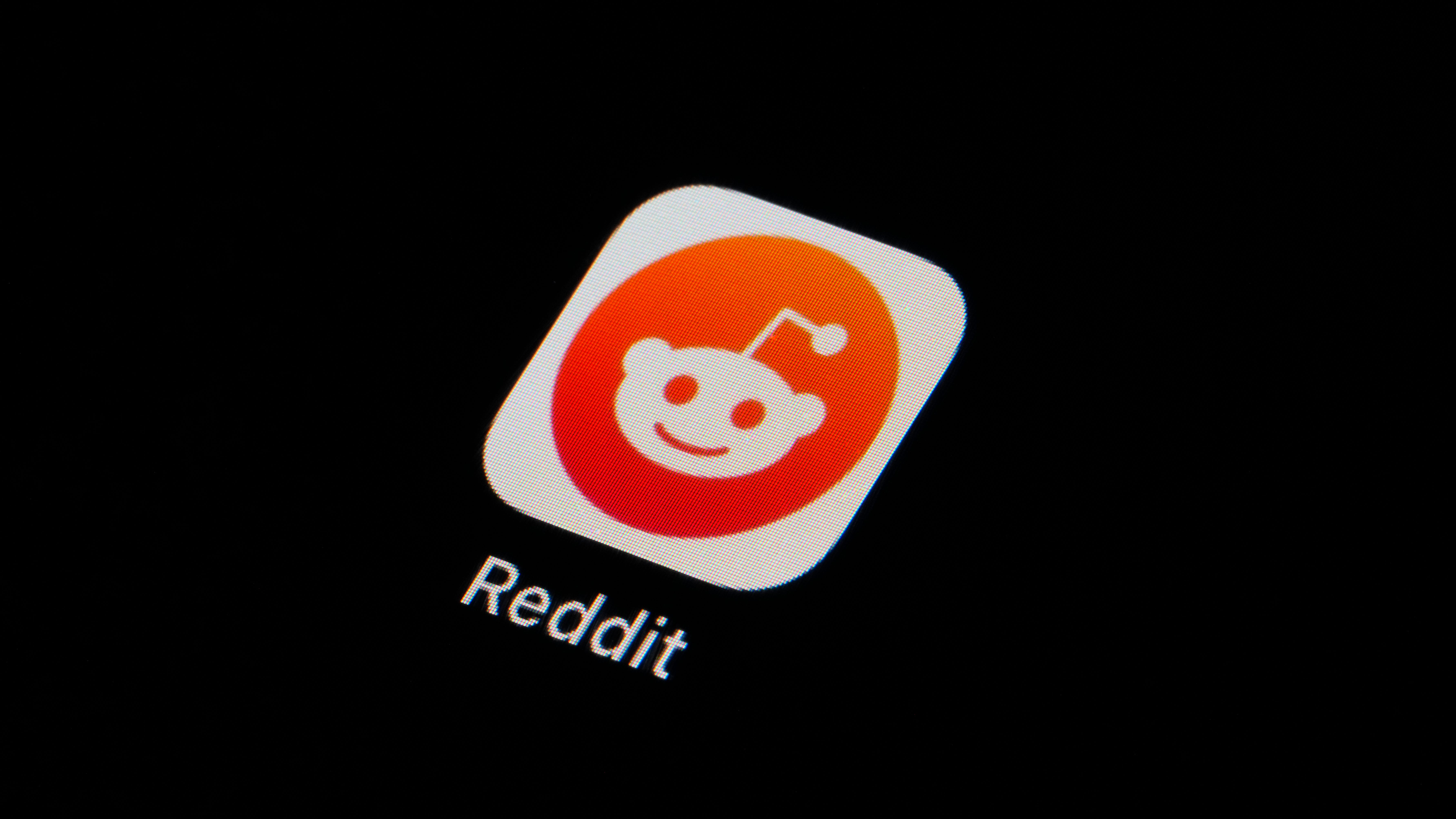 Thousands of Reddit communities go dark to boycott third-party app charges