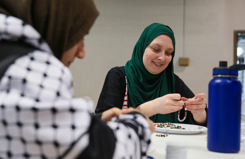 Girl Scouts-Gaza-Bracelets