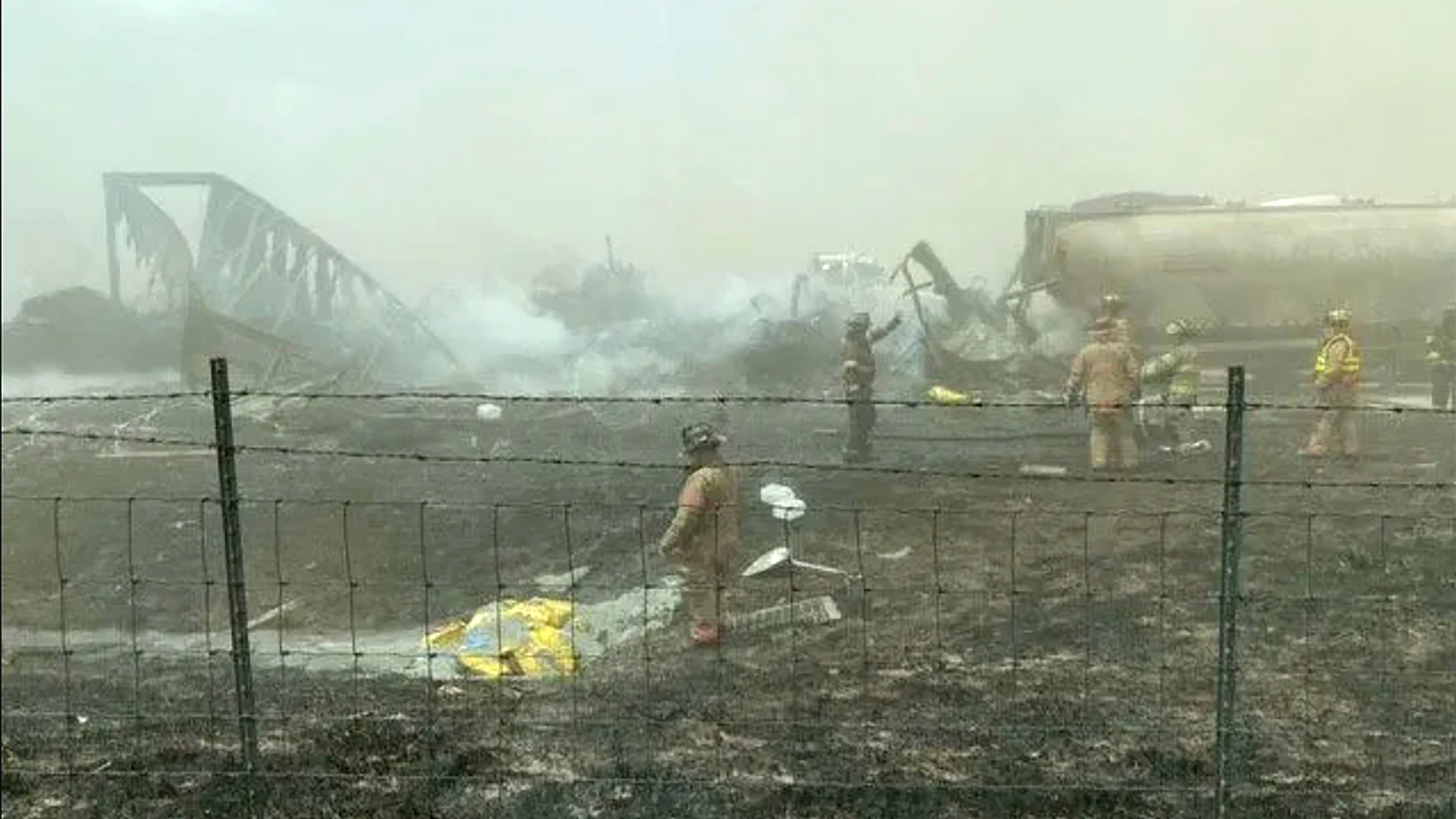 On Illinois highway, blinding dust, then 'crash after crash'