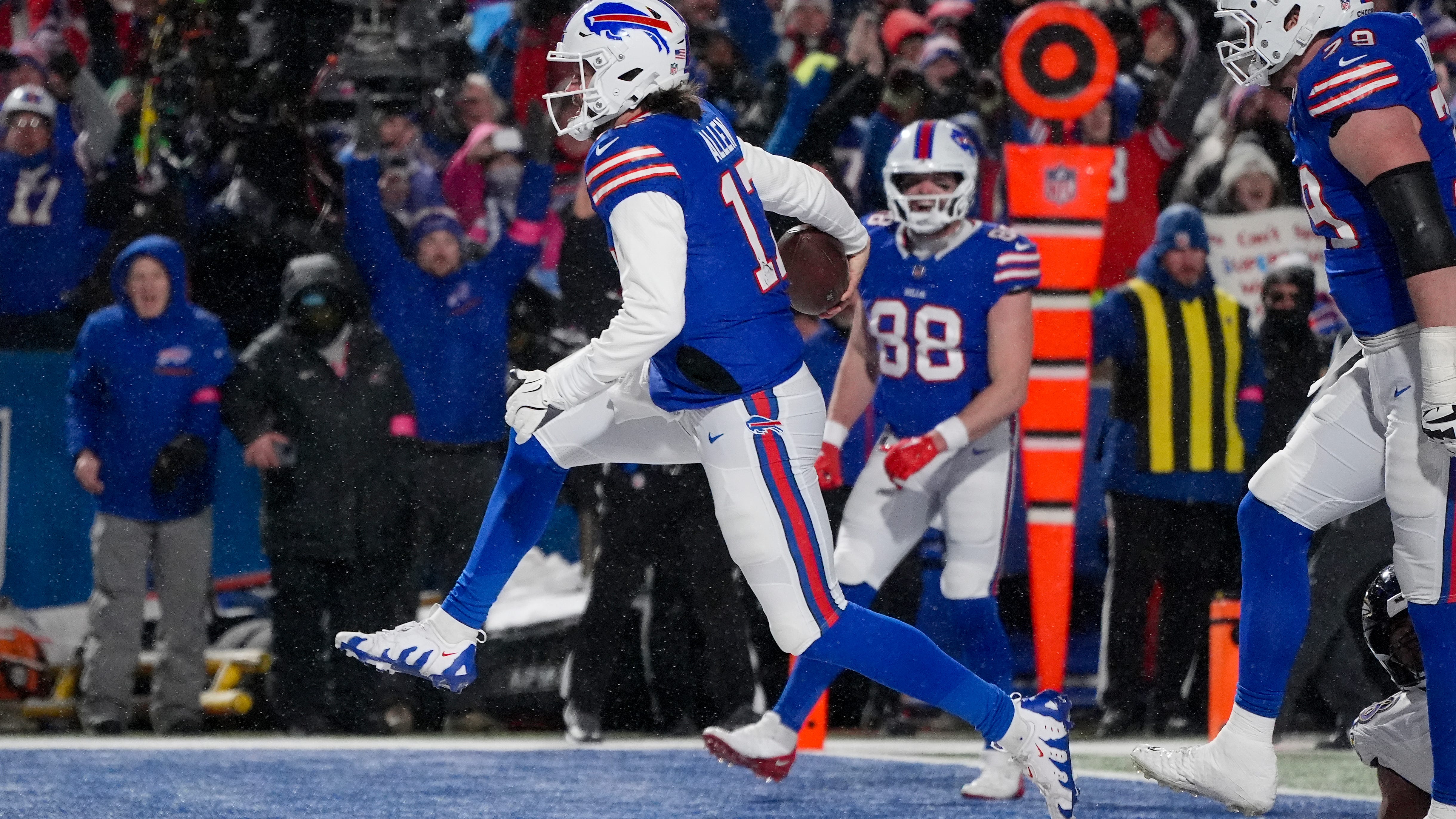 Josh Allen scores 2 TDs, Bills force 3 turnovers to beat Ravens 27-25 and reach AFC title game