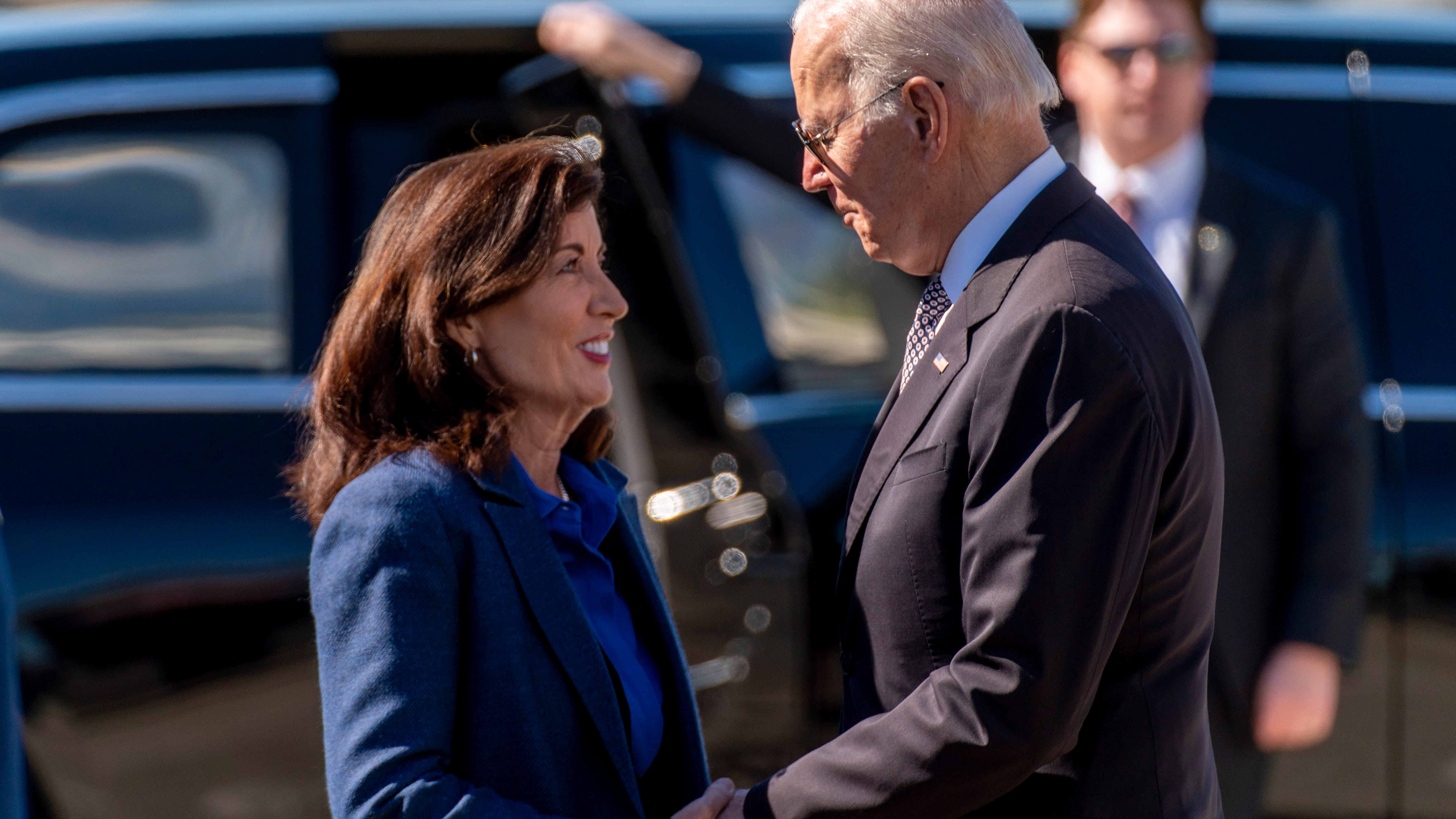 Biden to mark IBM investment with Democrats in tight races