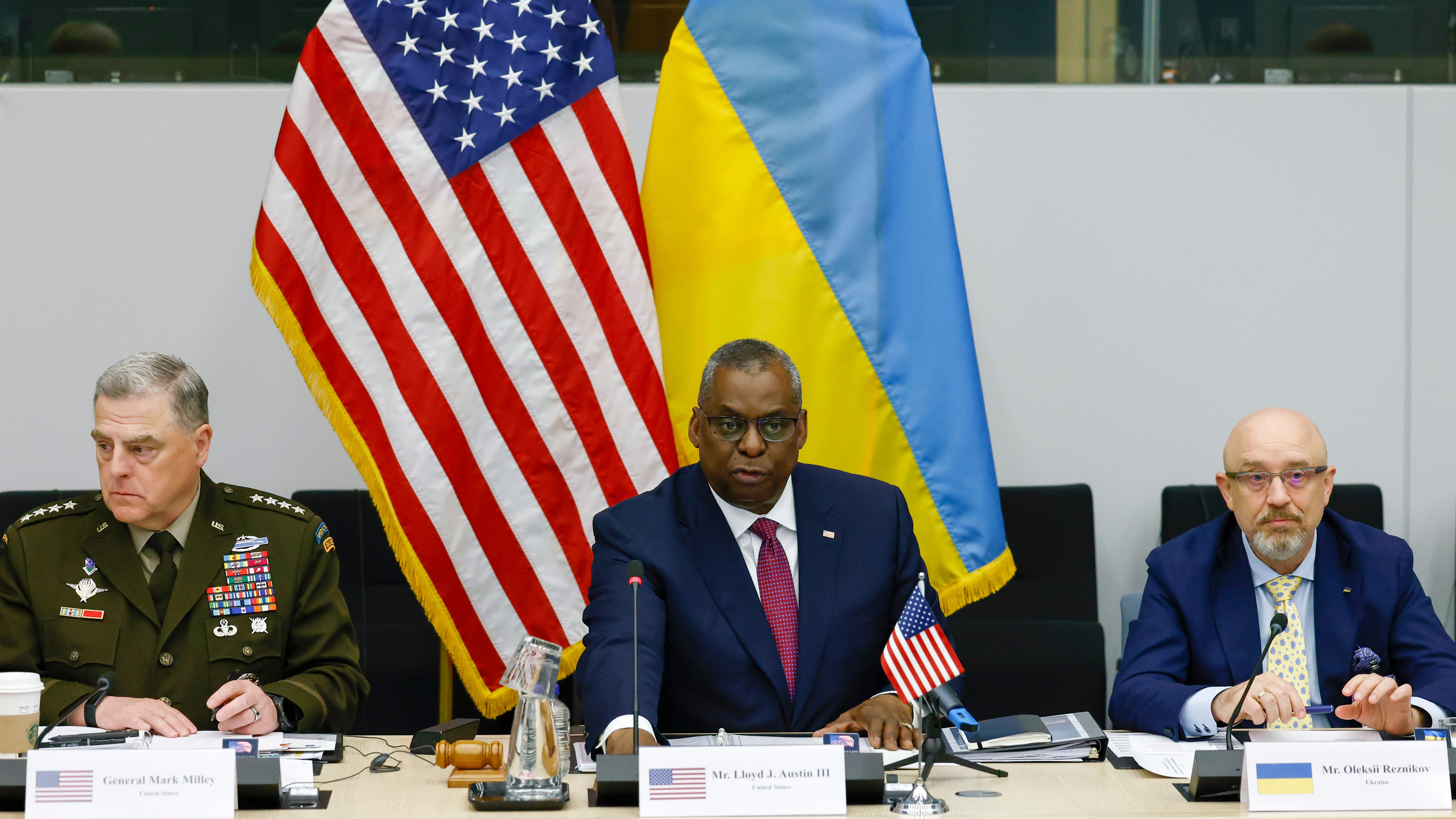 US sending $1 billion more military aid to outgunned Ukraine