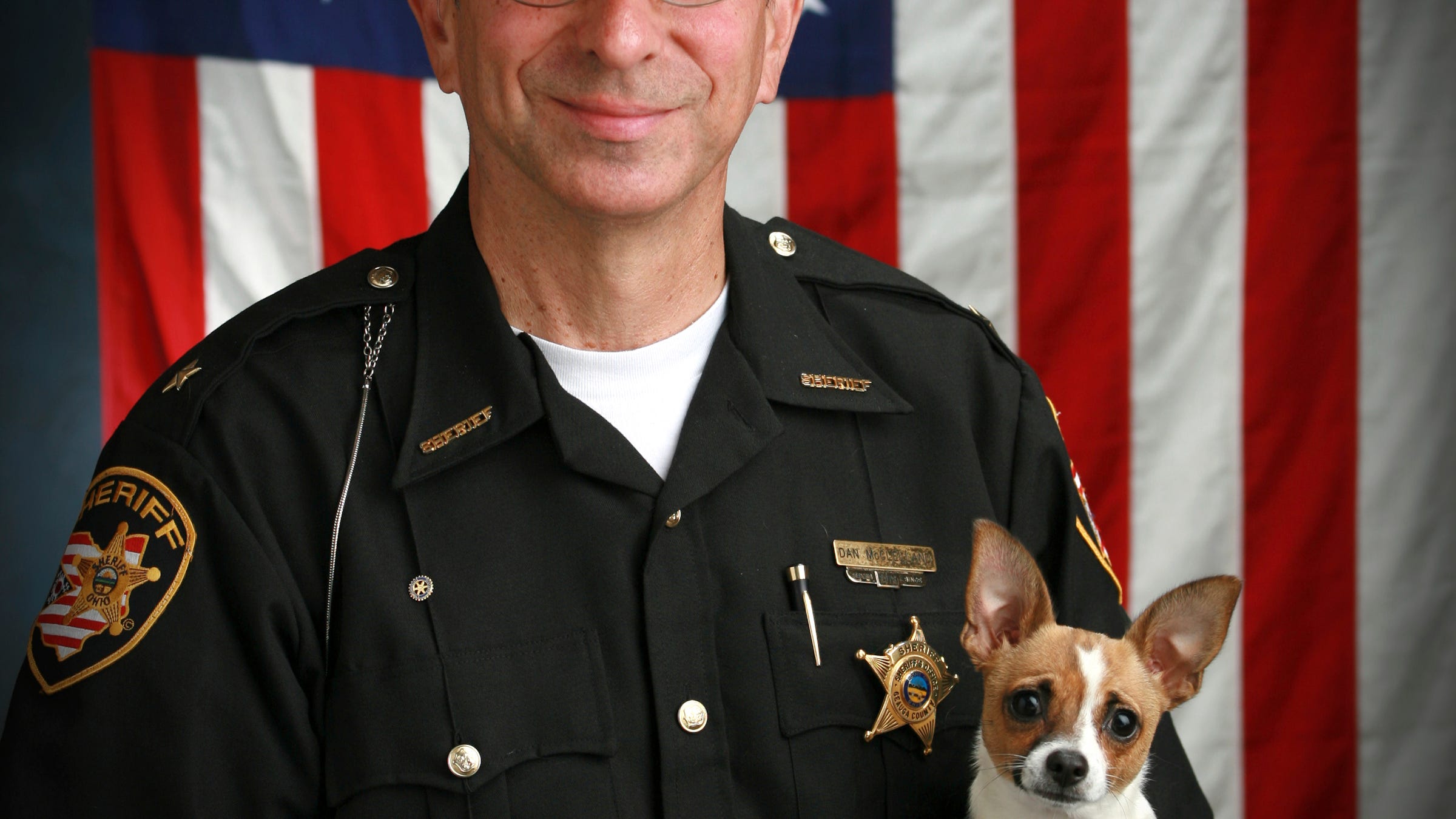 Retired Ohio sheriff and tiny K-9 partner die the same day