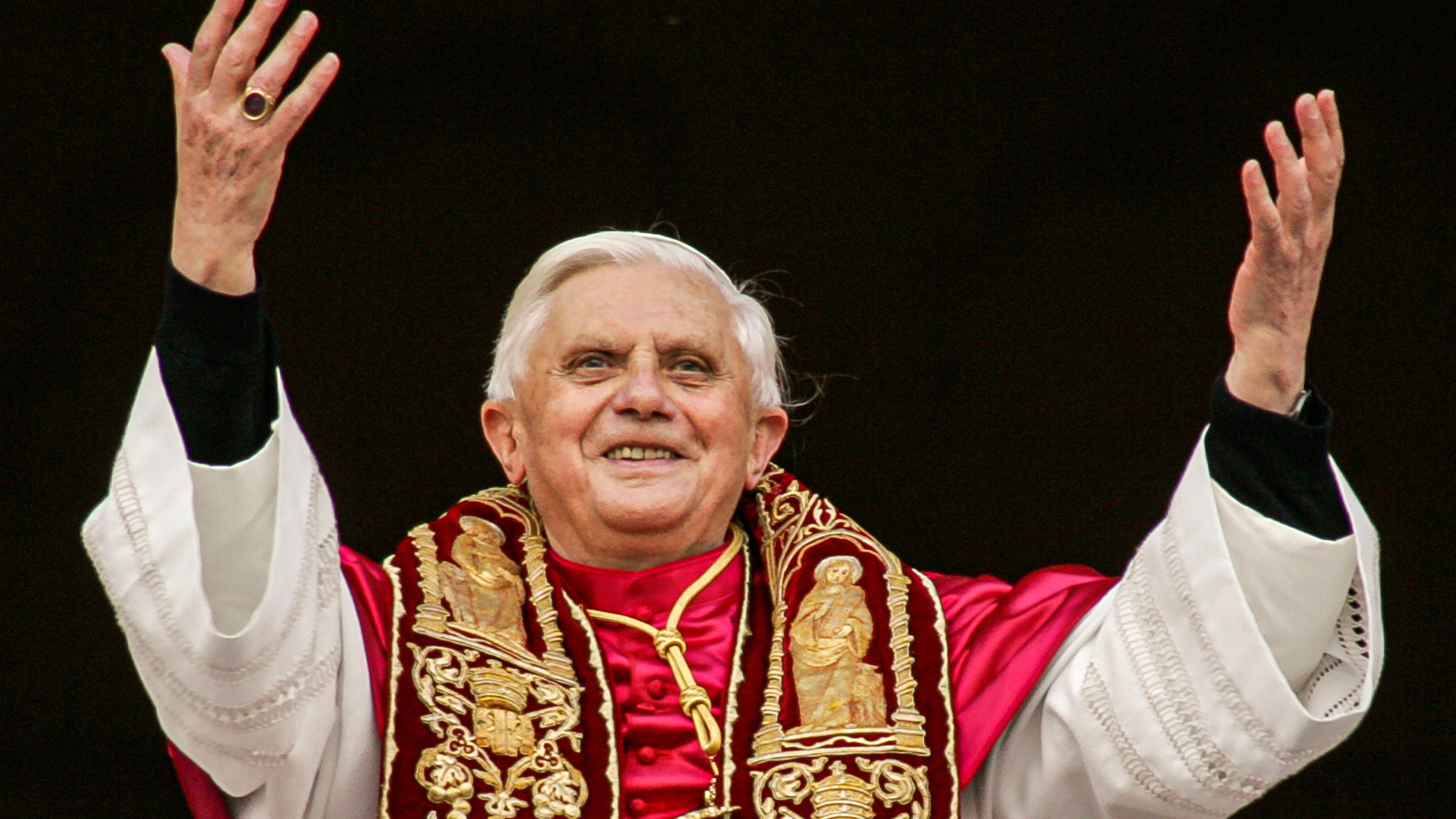 Live Updates | Reactions to Pope Benedict XVI's death