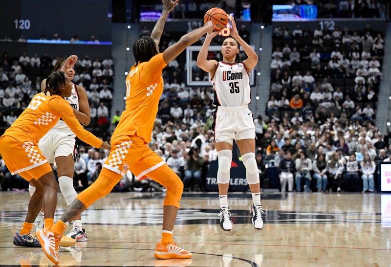 Tennessee UConn Basketball