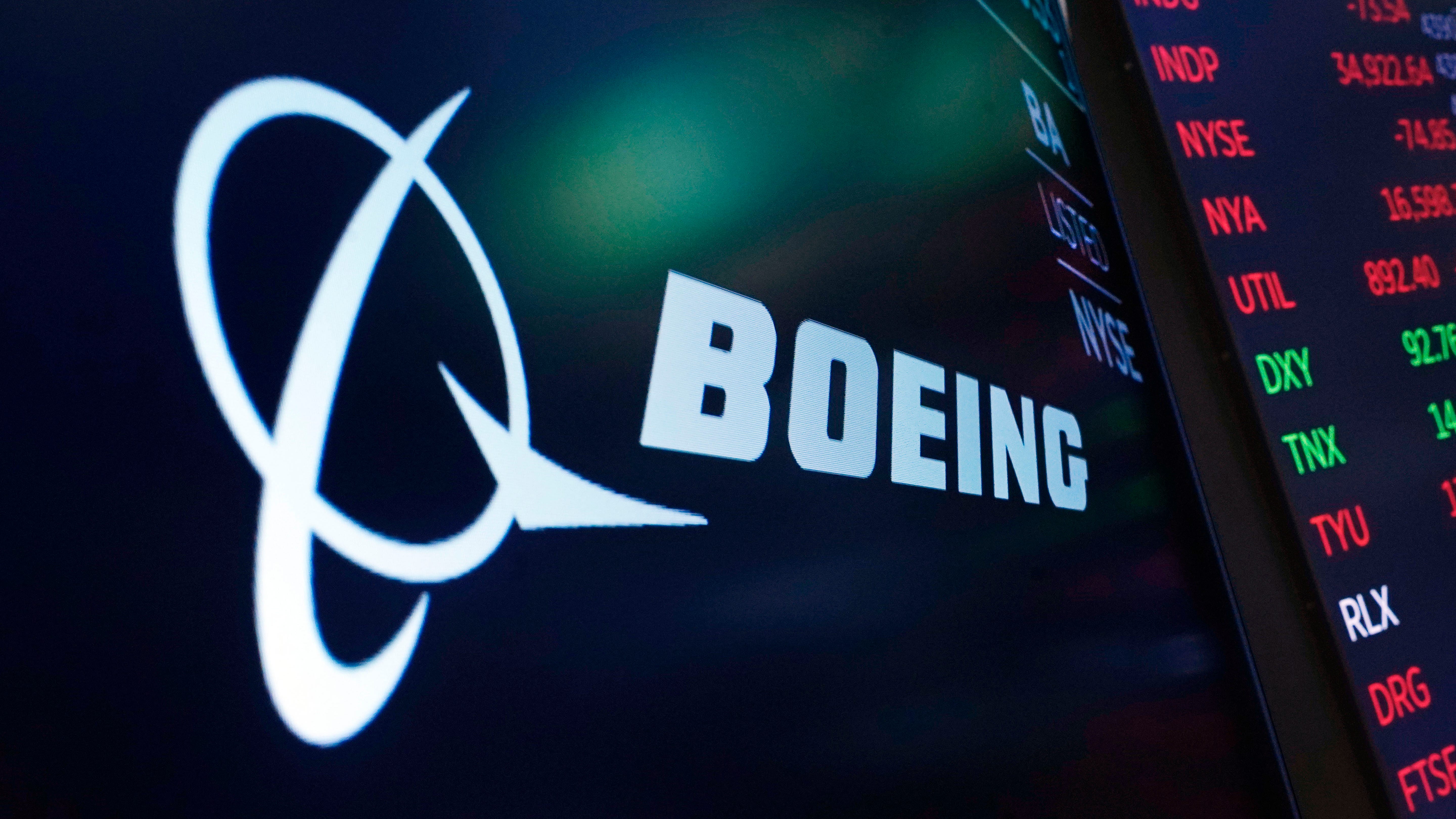 Boeing posts Q3 loss as problems dog airliner, space capsule