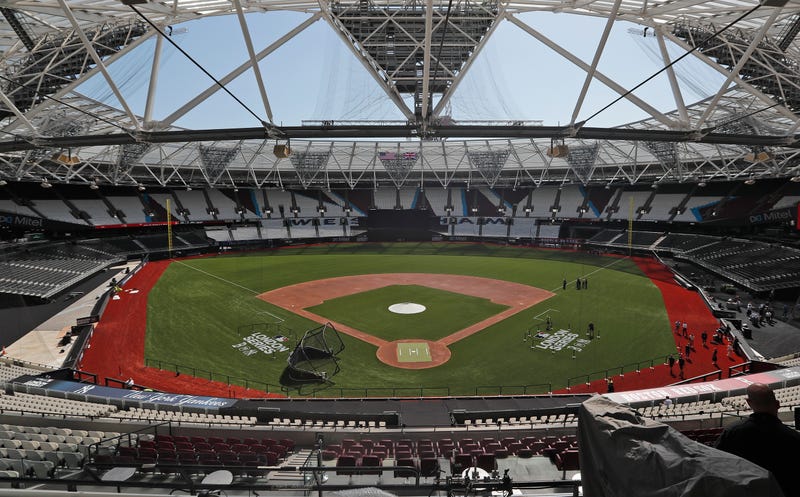 London Series Bigger Field Baseball