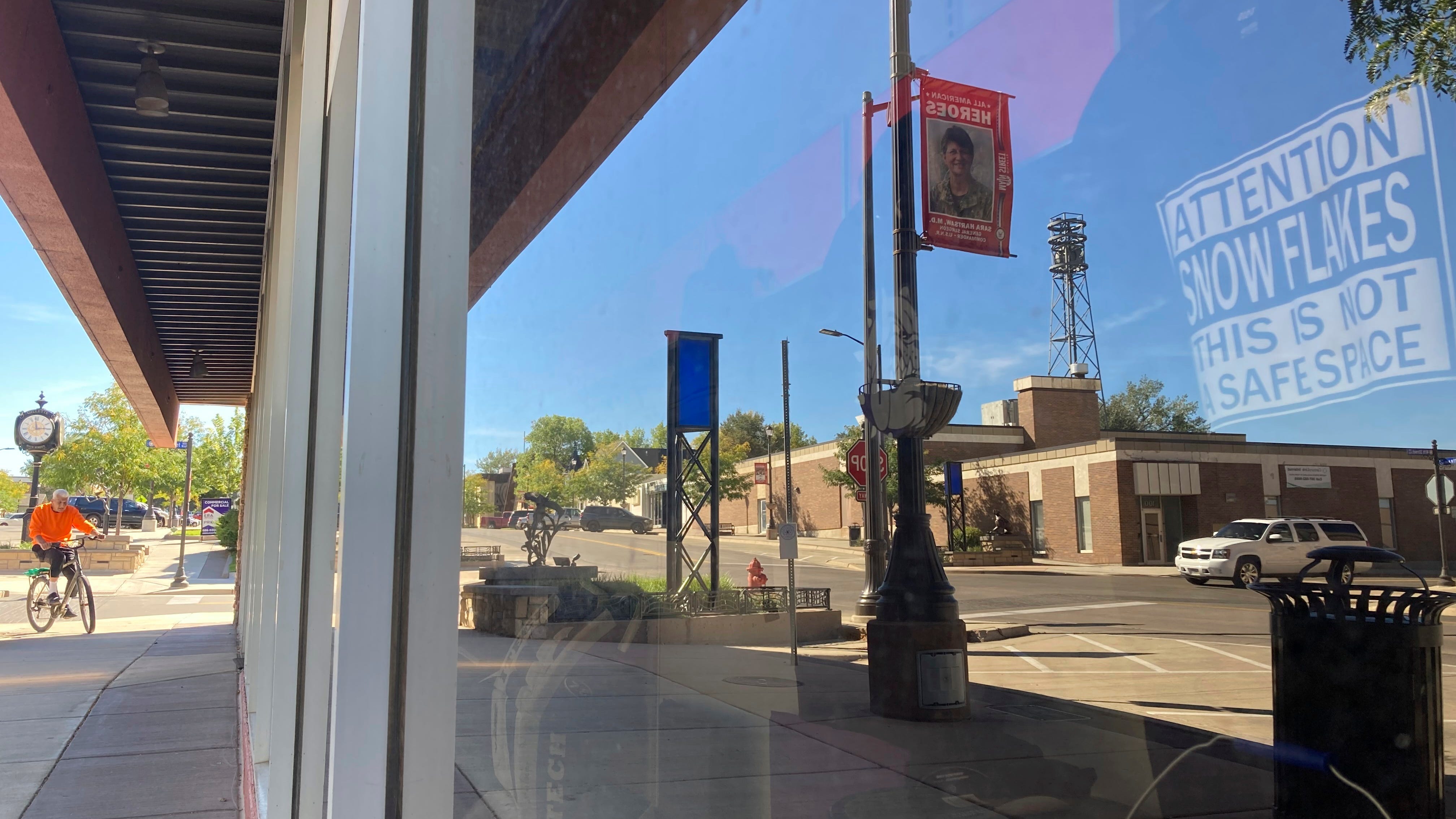 Low vaccine rate highlights Wyoming conservative streak    