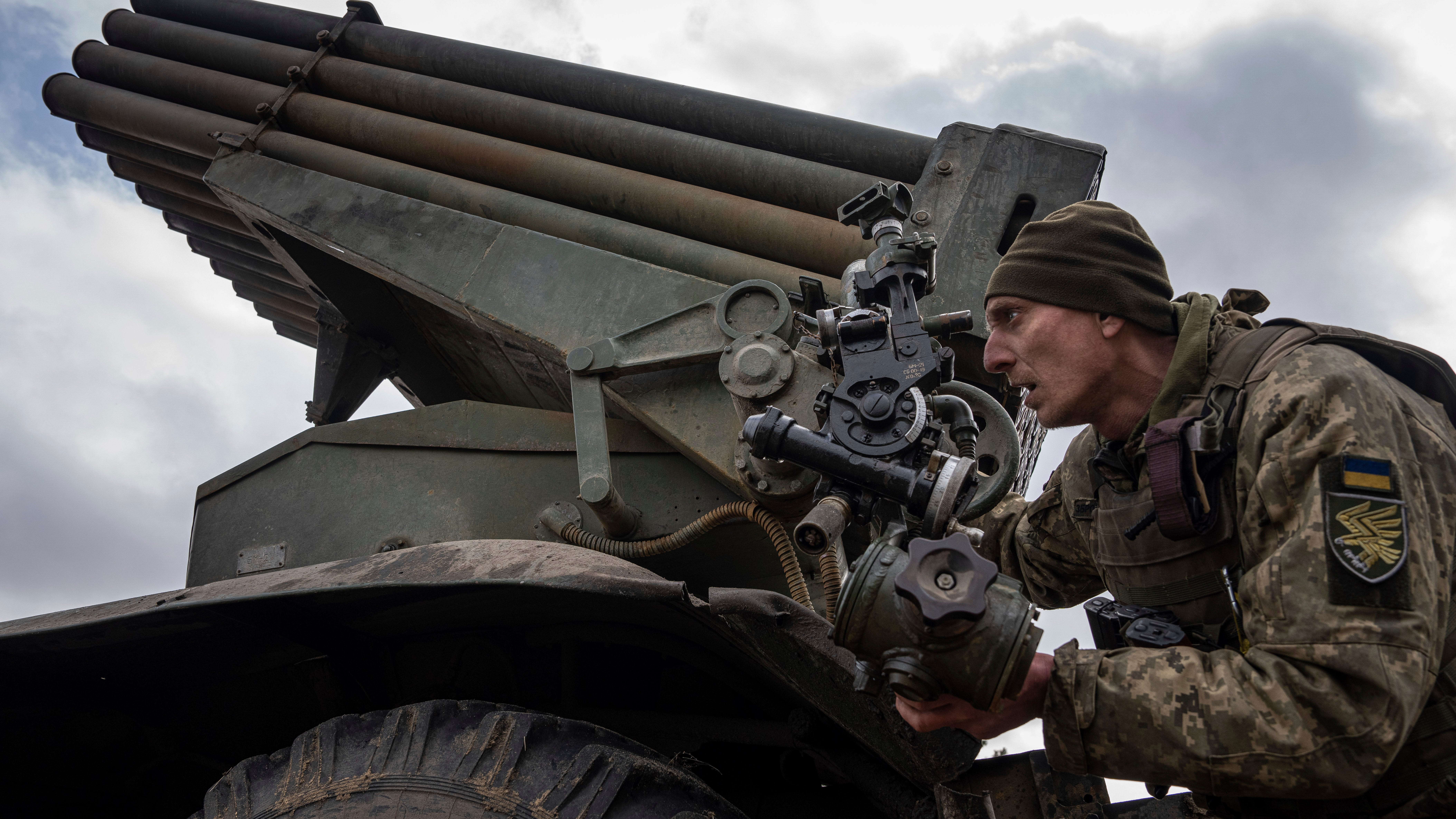 Report: Ukraine world's 3rd biggest arms importer in 2022