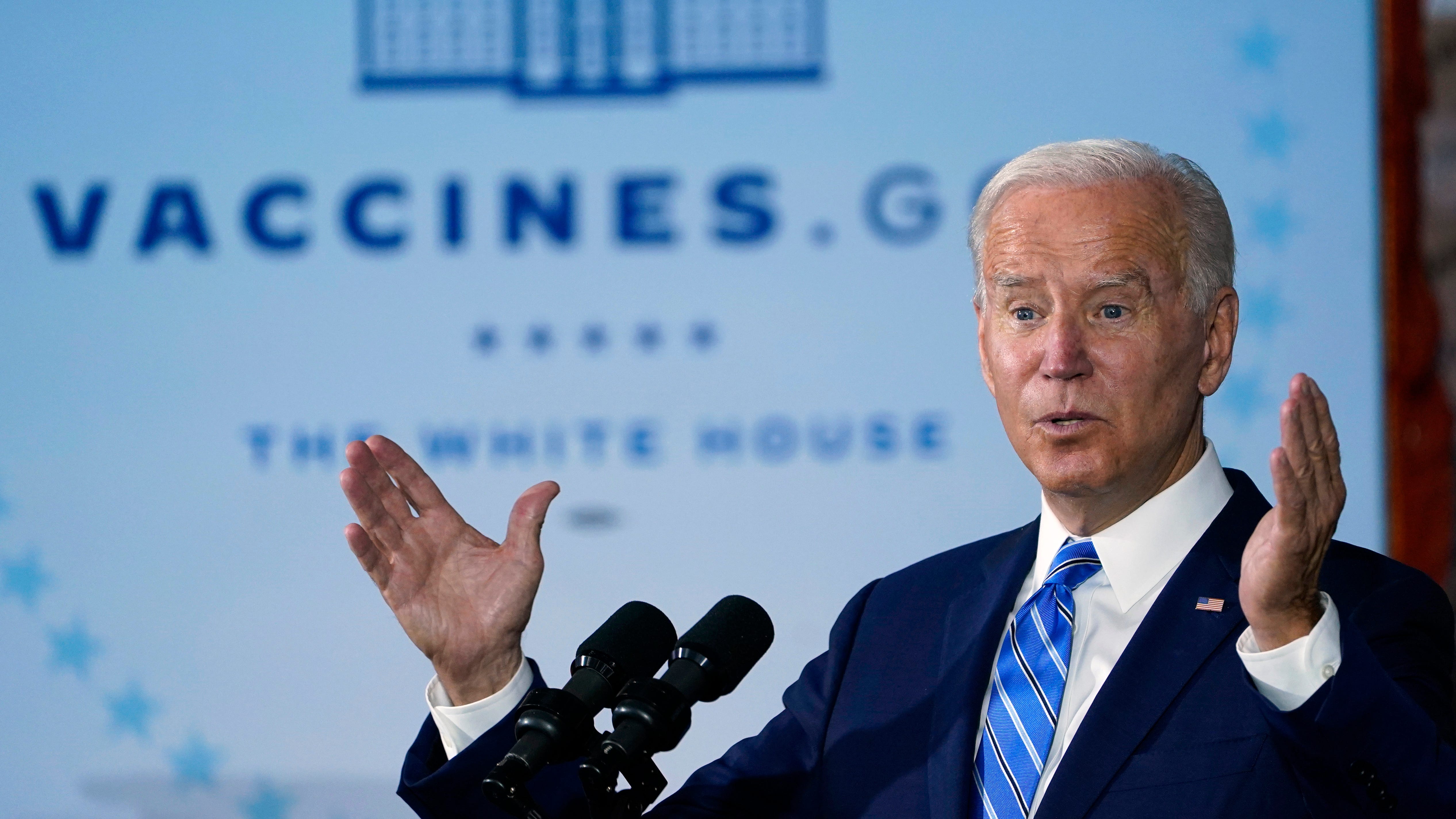 Biden administration asks court to allow vaccine mandate