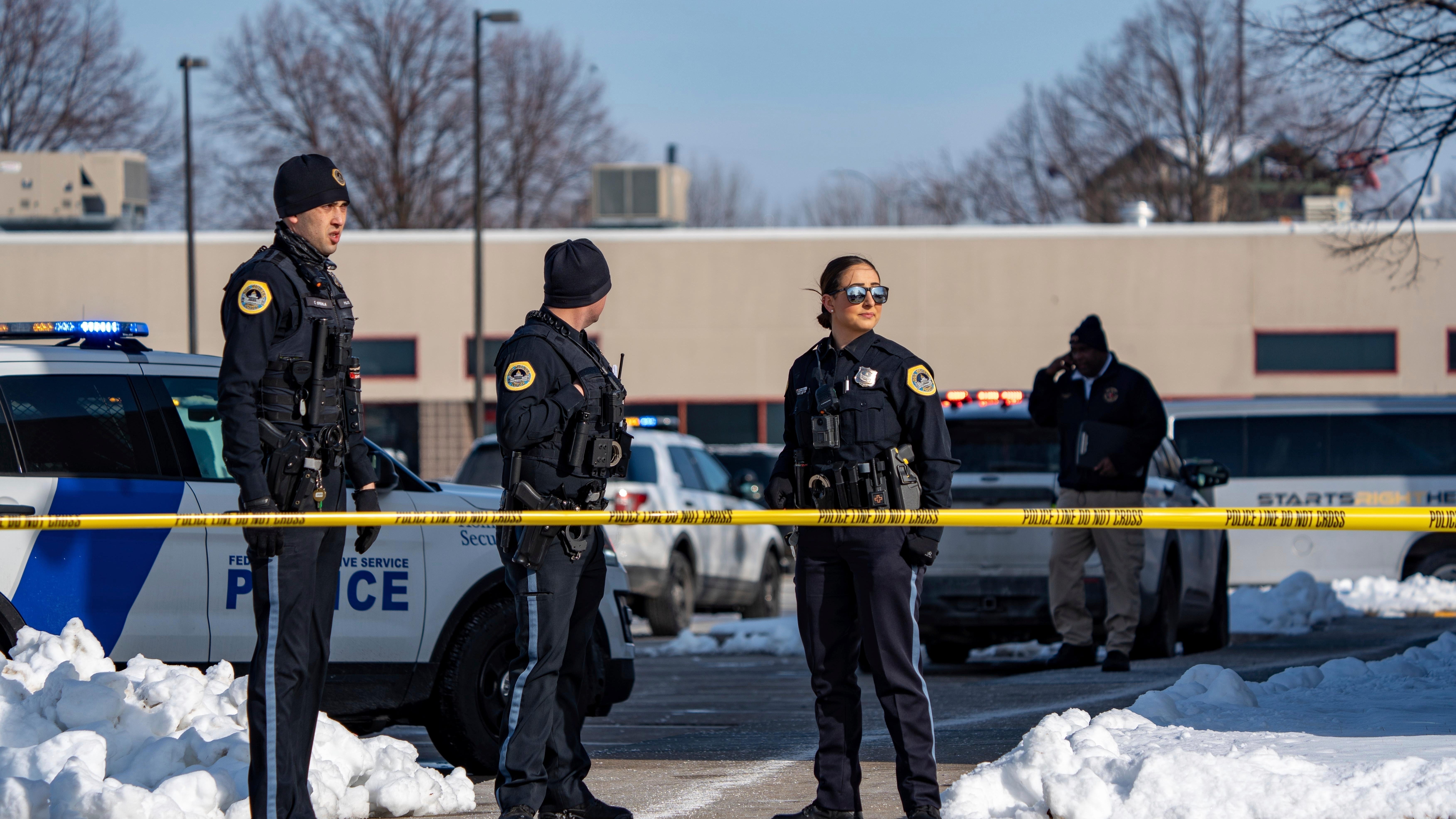 Teens charged in fatal school shooting get separate trials