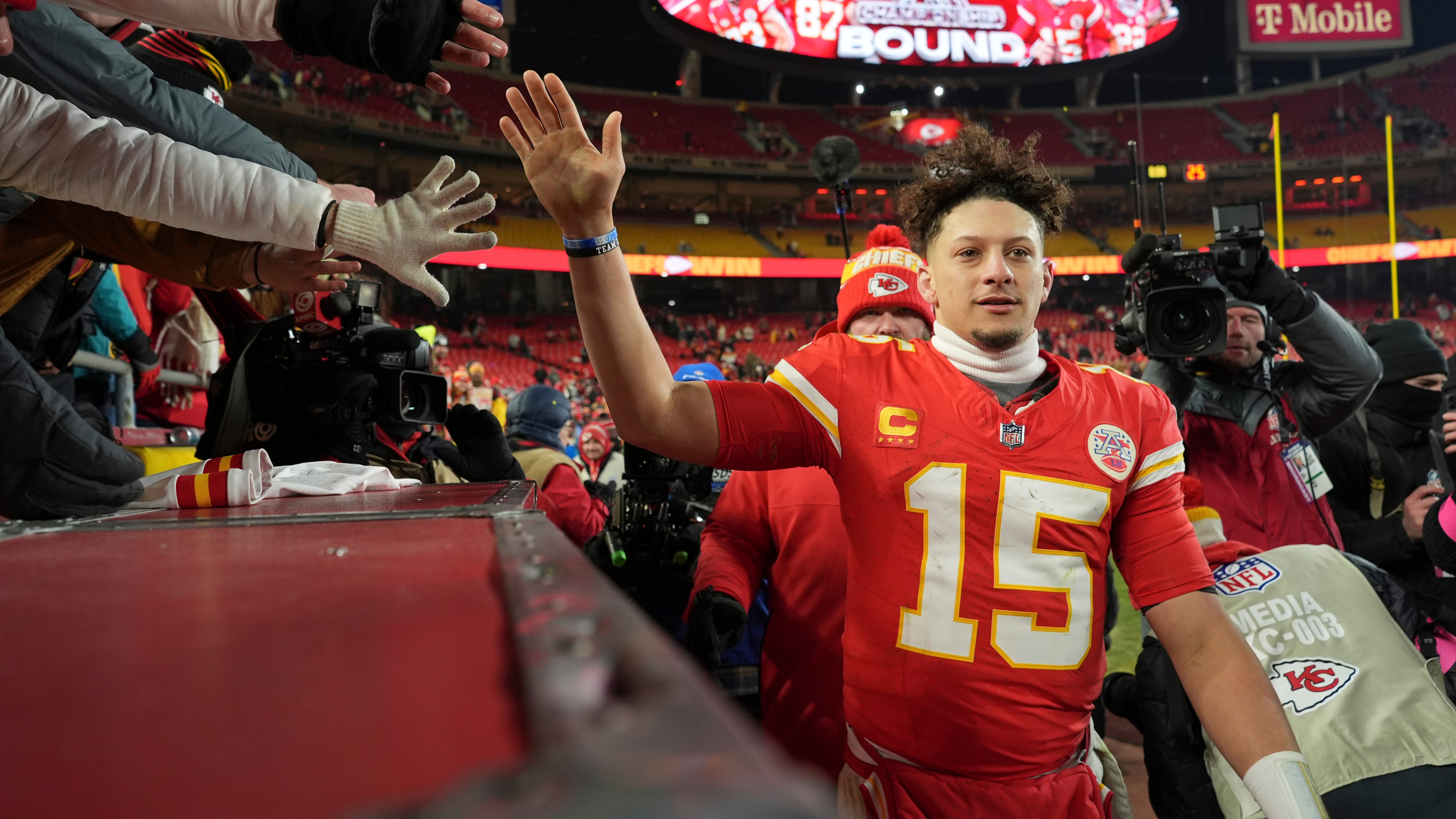 Bills might be better, but Chiefs are favored for a reason