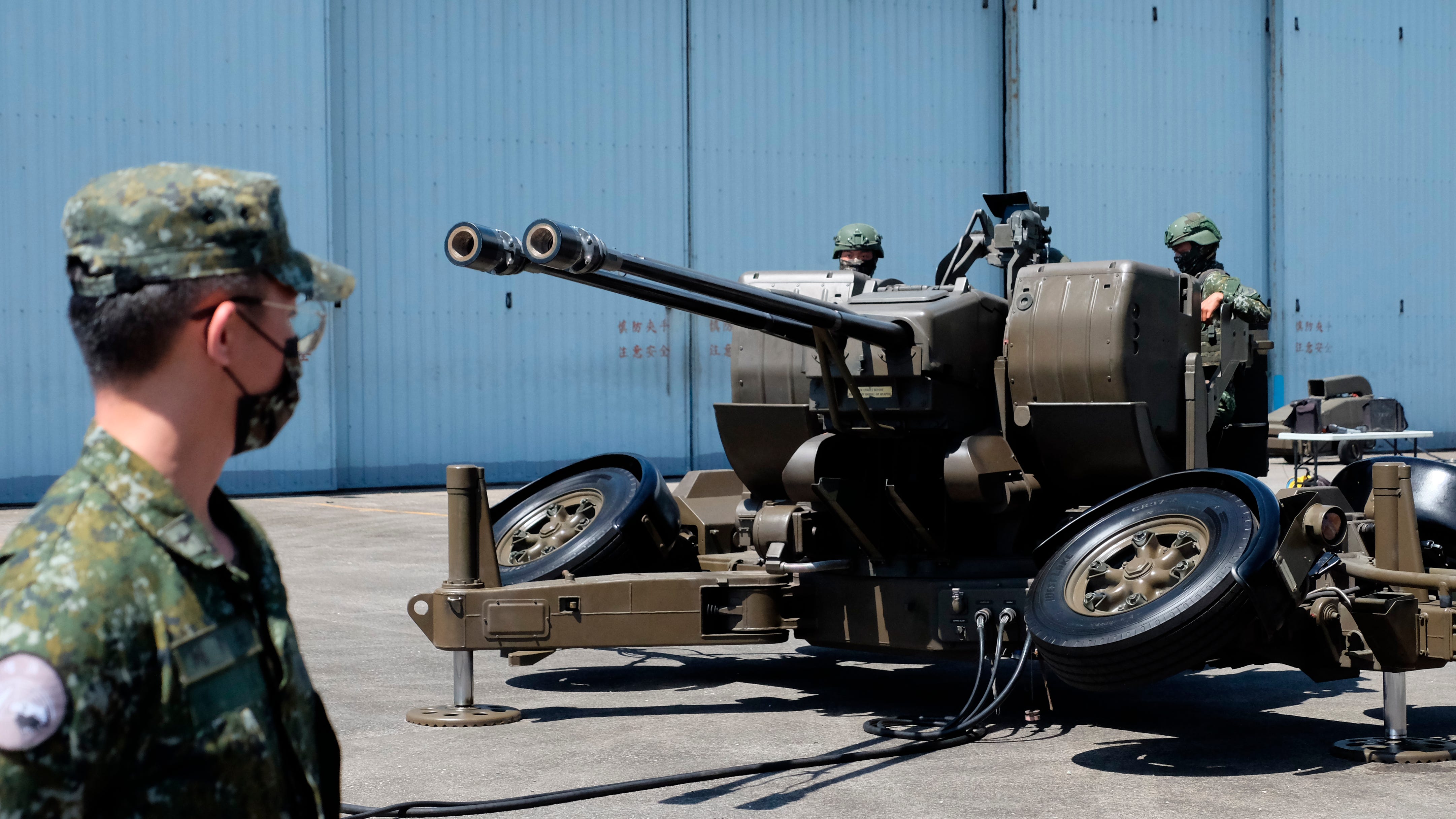 US to hold trade talks with Taiwan, island drills military