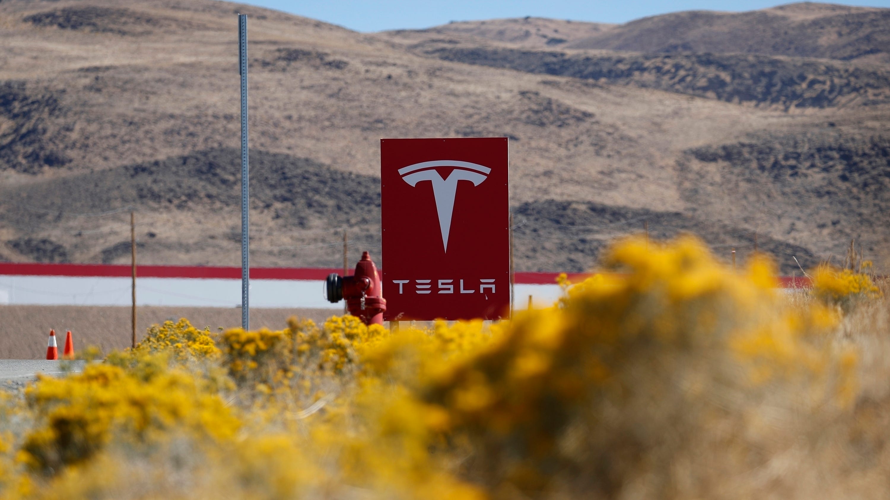 Tesla requests $330M-plus in additional Nevada tax breaks