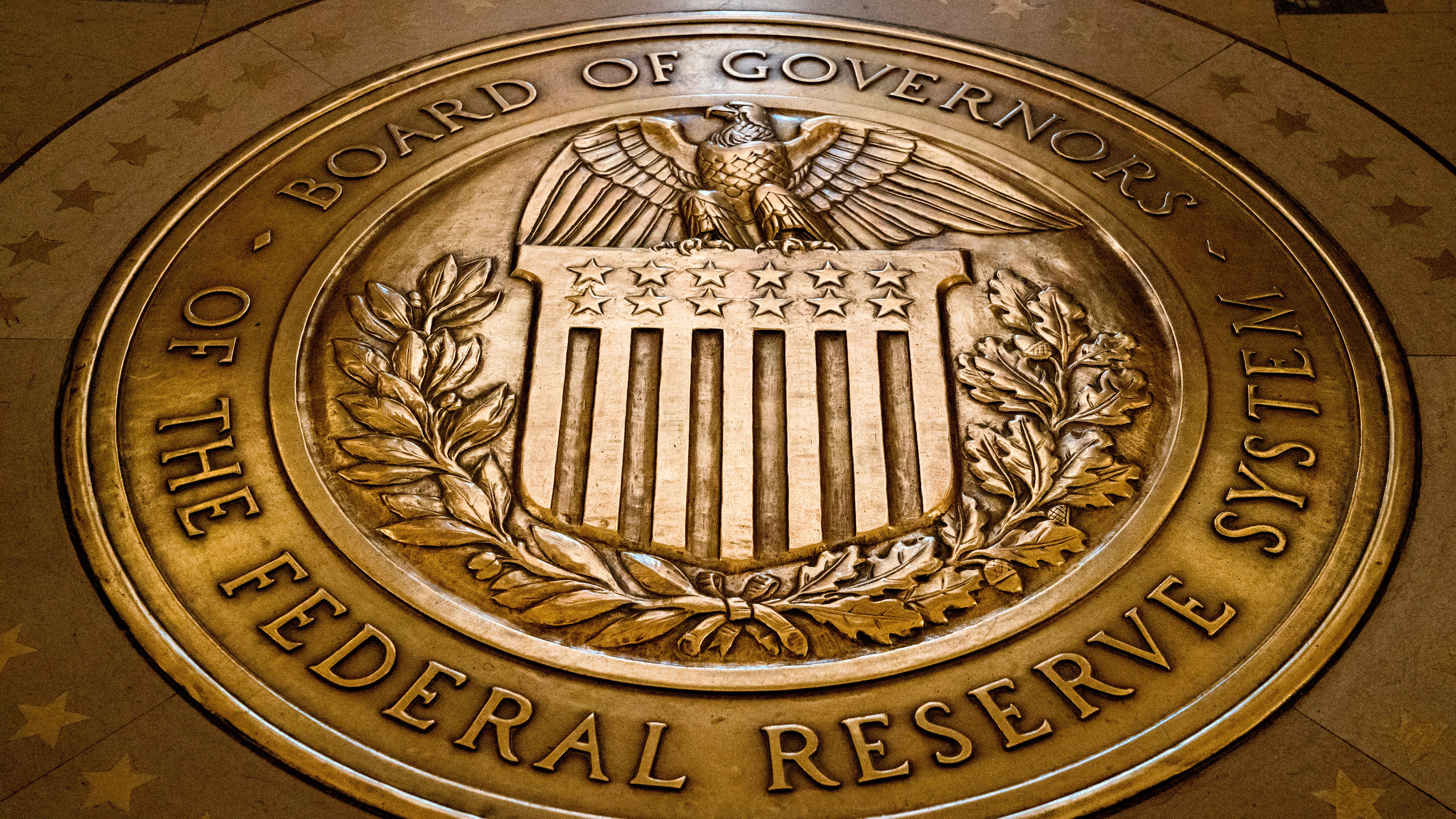 Fed officials call for more rate hikes to fight inflation