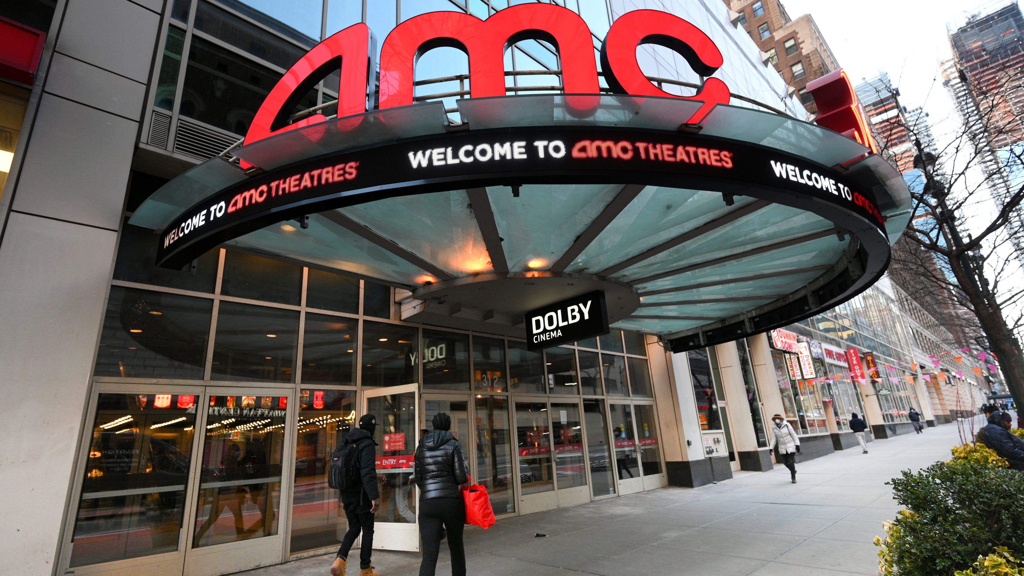 AMC to charge more for good seats in movie theaters
